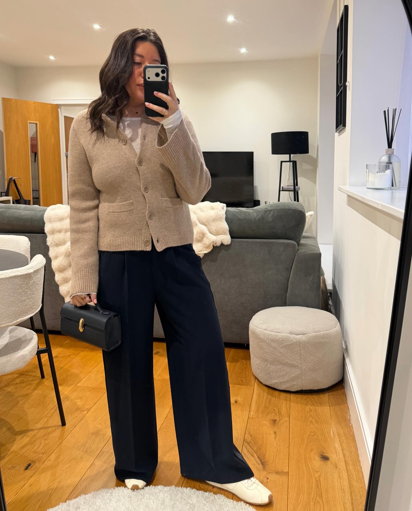 navy is my new favourite 🧵