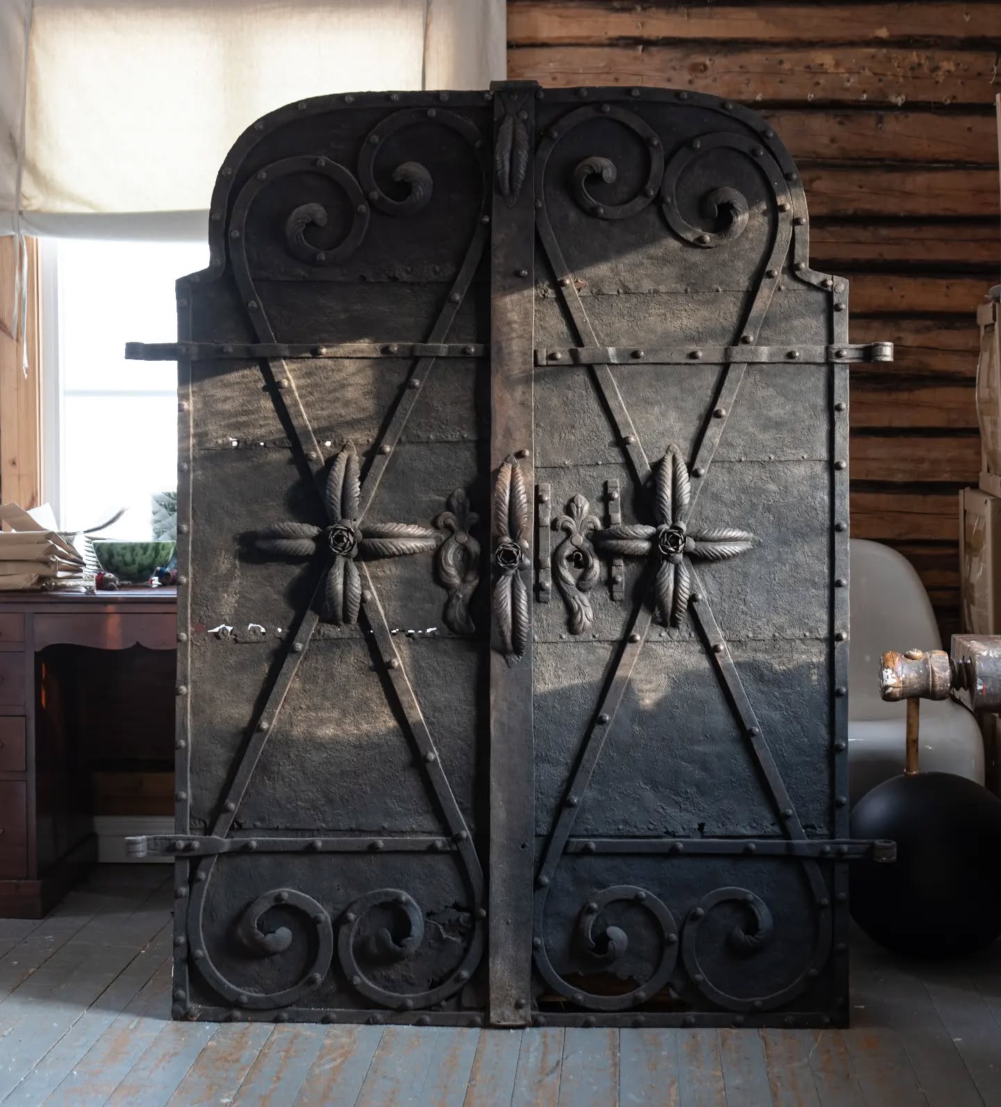 New collection, New arrivals!💃
Keep your eyes on our website 👀
#inredningstips #inredningdesign #inredningsdetaljer
#inredmedhusohem #garden
#stockholm #malmö #helsingborg #möbler #antik