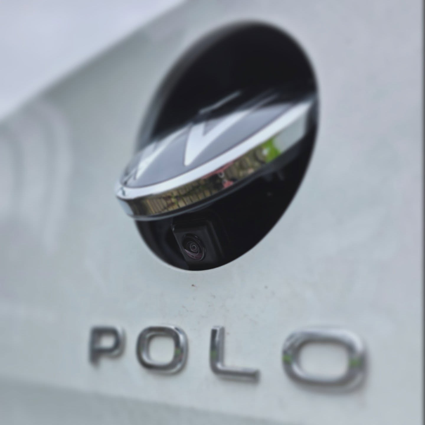 ✨ Genuine VW Reversing Camera Retrofit✨
We visited this customer's home to install a genuine Highline Reversing camera that we supplied and coded into the original infotainment system.
The camera itself is cleverly located behind the rear VW logo so it's always kept clean from road grime. The image is automatically displayed on the information screen when reverse gear is selected.
- Moving guidelines
- Multiple views for use in various different situations
- OEM parts. OEM coding.
Want the same for your vehicle? Drop us a message...
🌐 www.winntech.co.uk
📧 info@winntech.co.uk
☎️ 07916-225476 Call/Text/WhatsApp
#WinntechAutomotive #ReversingCamera #VWPolo #HighlineCamera #Retrofit