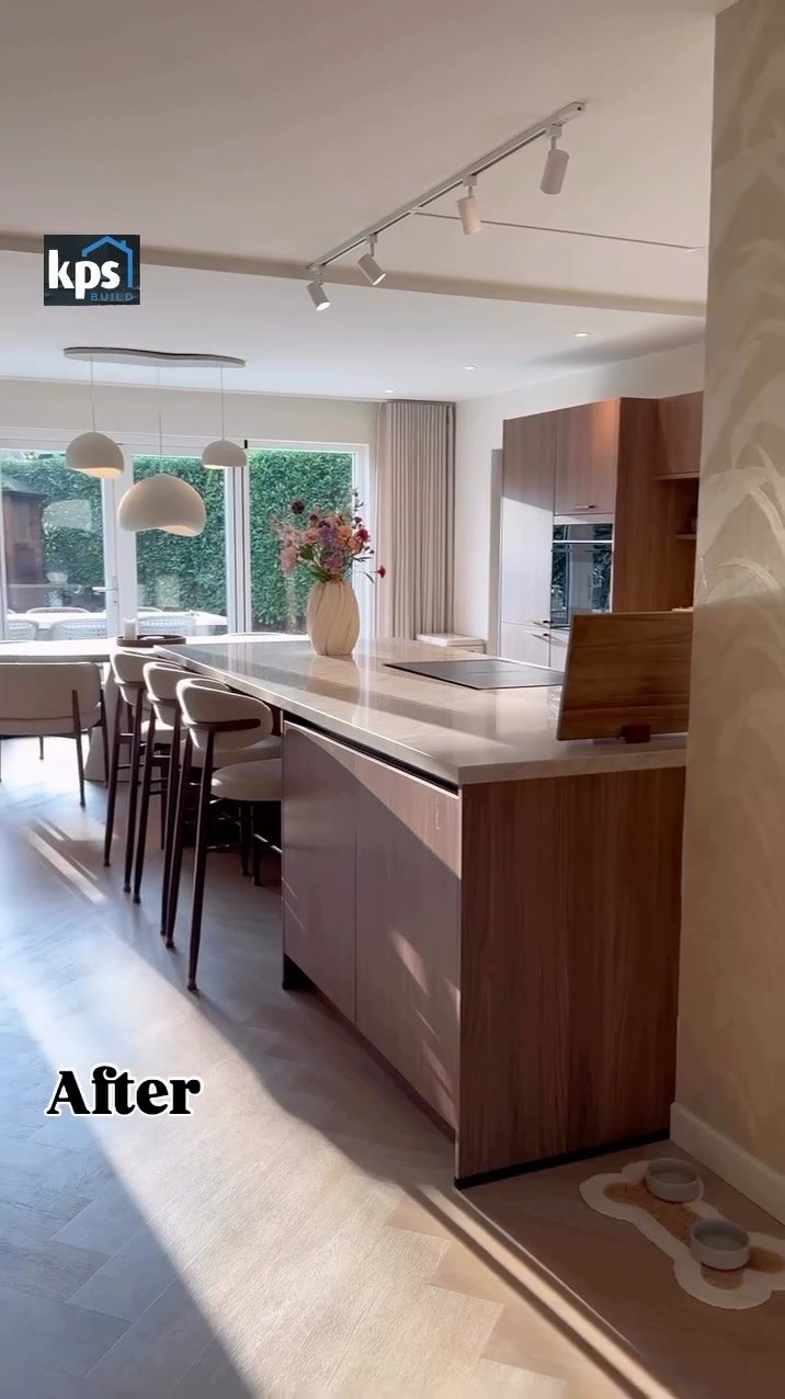 This is what happens when a kitchen becomes more than just a room 🤍
It becomes the heart of the home.
The place where mornings start slowly, conversations last longer, and everyday moments feel calmer ✨
Soft tones, warm textures, and a layout that actually works — this space proves that good design isn’t loud. It’s thoughtful. It’s intentional. And it’s built around how you live, not just how it looks on screen 🏡
At KPS Build, this is the feeling we aim to create. Kitchens that feel timeless, practical, and welcoming — spaces you enjoy using every single day, not just on reveal day 🛠️🤝
🎥 Original video & kitchen reveal: @huisjeinduiven
Shared for inspiration and appreciation of beautiful design.
Now tell us 👇
Would you want a kitchen like this in your home?
Comment “YES” or tell us what you’d change — we’d love to hear 💬
Save this if a renovation is on your plans.
Tag someone who’d fall in love with this space 👀
#kpsbuild #kitcheninspo #homerenovation #interiordesign #westSussexHomes