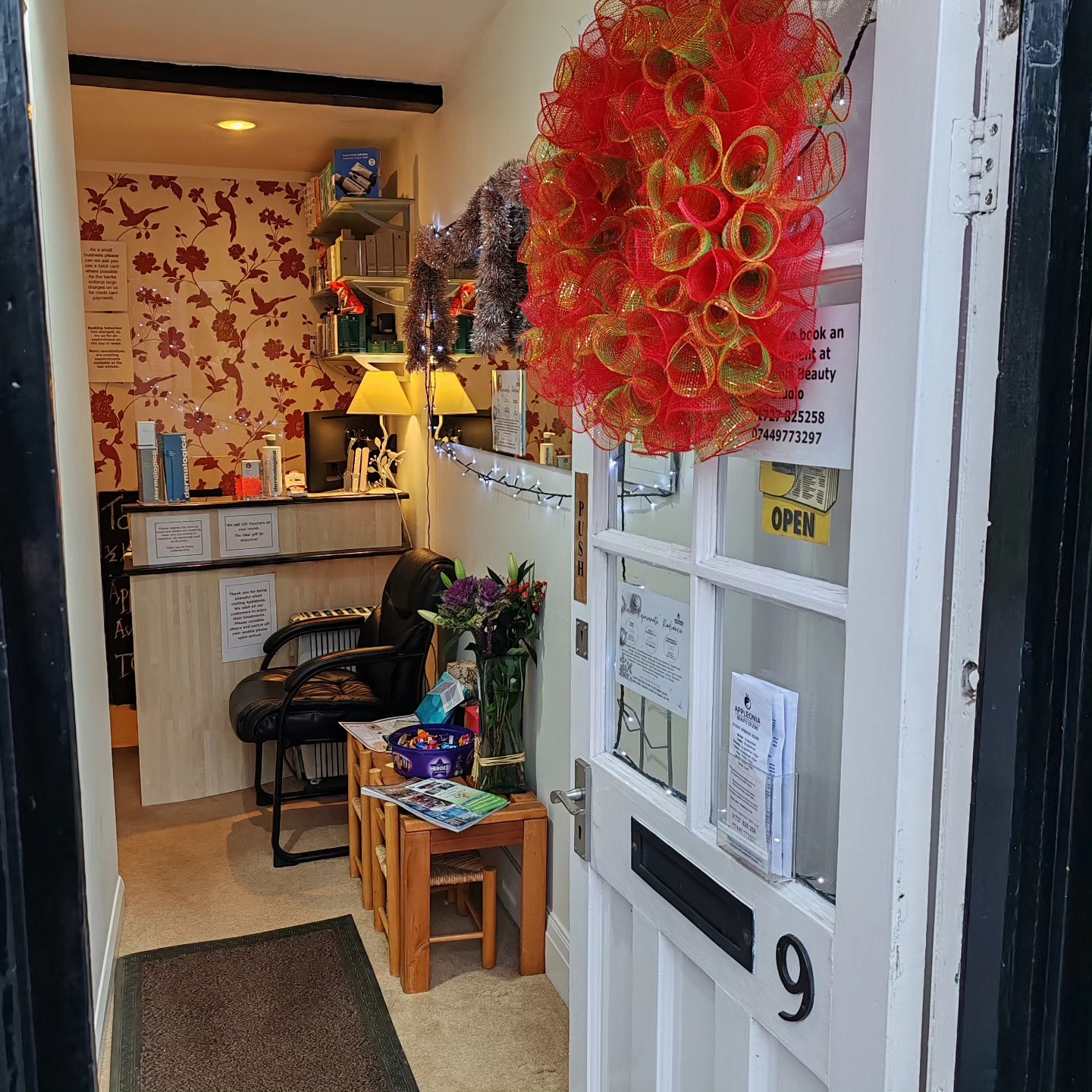 Christmas 🎁 inside!
#localbusimess
#giftvouchers
#pamper
#wellbeing