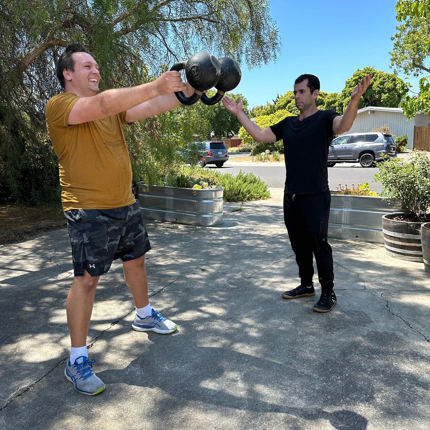 Even intense exercise can make your body work better.
I used to think that if something didn’t feel good or work well, loads of physical therapy-type exercises were necessary to “correct” imbalances, “wake up sleepy muscles,” and “fix weak links.”
Now I first look at foot loading (the tripod as taught by @garyward_aim), intra-abdominal pressure (DNS techniques from @rintala_movementflowstyle), load placement (think front squat vs. back squat), and even speed of movement (length of eccentric, squatting to and pausing on a box, etc.) to get the intended effect. In this swing, the feet are doing their job, there's intra-abdominal pressure, and the quick lowering of the weight combined with an inhale and lack of pause at the bottom, helps elasticity and force absorption which meant improvements in external rotation. Other clients might need the opposite: a controlled negative and a pause at the bottom position to reduce elasticity, which could improve internal rotation.
There are times when workouts don’t need to or cannot improve movement quality, but it’s not as often as one might think.