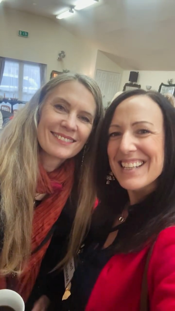 Today was a day of conversations & celebration at @businesswomeninuk Big Event at @thebarnatgreatmoorleazefarm
Over 80 ladies learnt, laughed and lunched!! Thanks to Michelle, Carolyn, @vanessawhitecoaching, @physiodownbelow for keeping us entertained!
#wiltshire #wiltshirebusiness #womensnetworking
