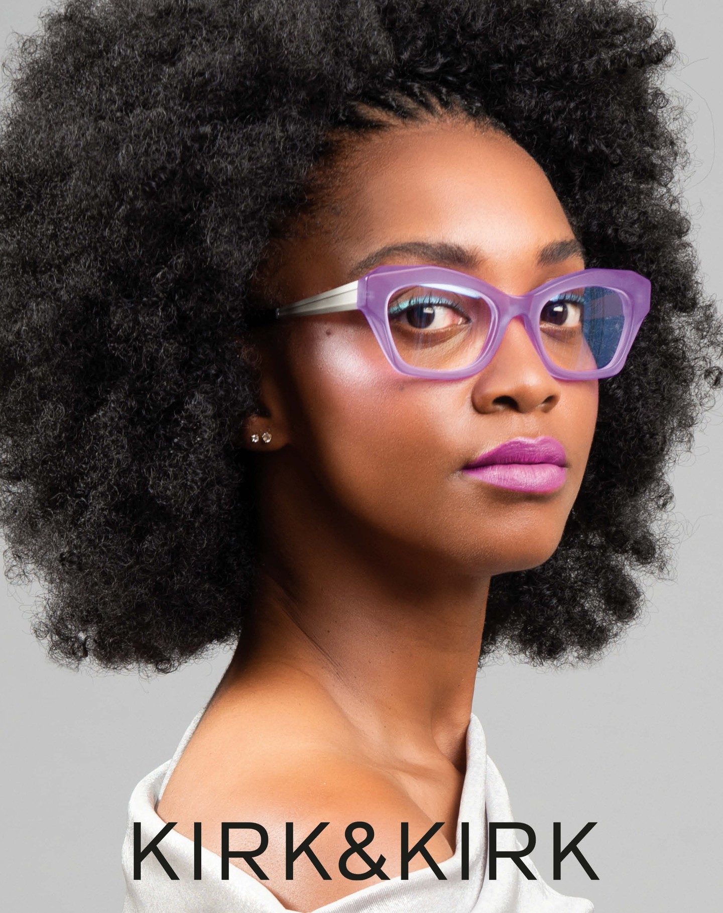 Silmo ‘24 marks 10 years since Kirk & Kirk’s first collection.
Jason and Karen Kirk, the British designers, have been creating eyewear for more than 30 years, expressing their innovation principally through the material that they use.
“We have developed a unique grade of Italian acrylic that weighs virtually nothing,” said Designer Karen Kirk. “ It is so comfortable to wear, despite the chunky appearance.”