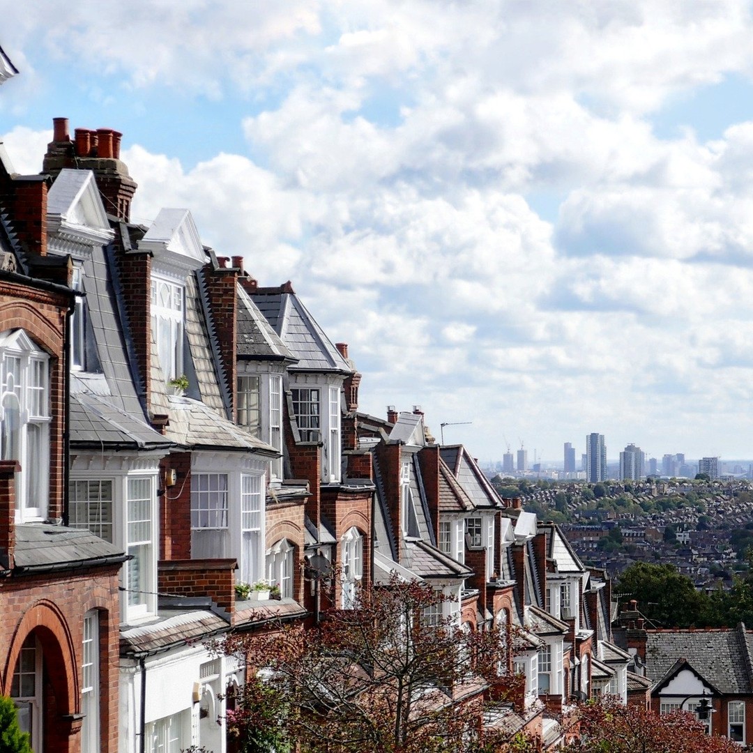 Directly from #welchomeinternational blog an interesting article about differences between #georgianhouse #victorianhouse and #edwardianhouse
#propertyfinder #london
https://www.welchomeinternational.com/post/georgian-vs-victorian-vs-edwardian-houses-in-the-uk