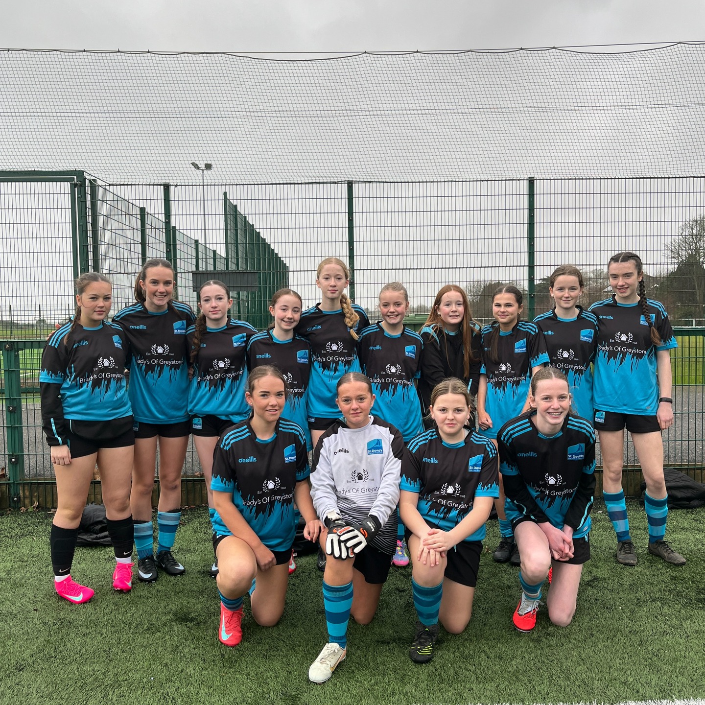 Our Minor Girls' Soccer team took on both GCC and the rain last week! Although it wasn't quite their day, they can hold their heads high after turning in a spirited performance. Read a full match report on our website ⚽🌧️