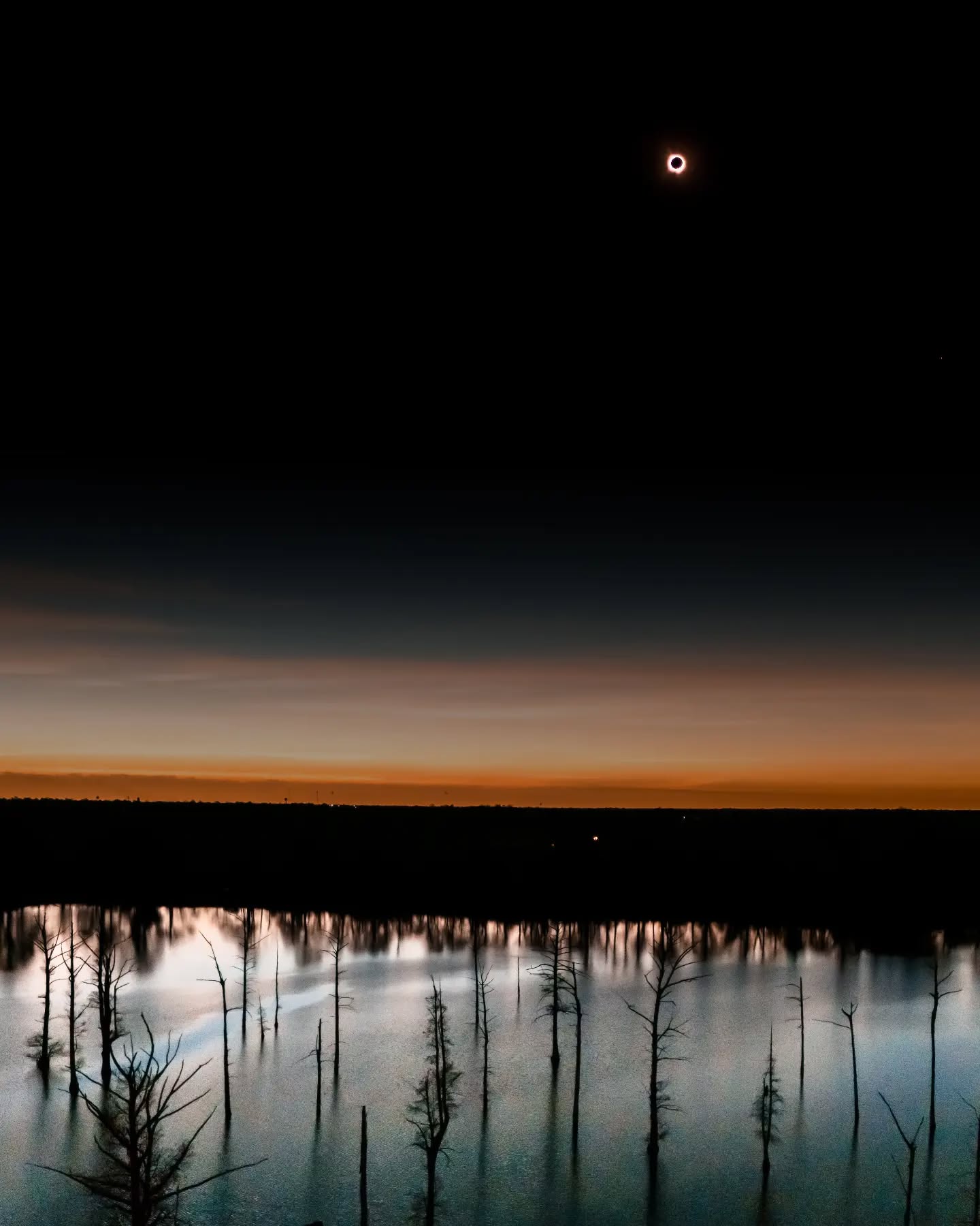 A three minute and twenty second window afforded this drone shot during the Totality event over Delaney Lake near Charleston, MO.
It was definitely worth getting off the beaten path, making time to take in the event, while still getting a drone shot and some ground-based shots.
If you haven't seen an eclipse in Totality, make plans now to see one!
#eclipse #totality #drone #droneeclipse #tennesseedroneservices #landscapephotography #landscapedronephotography #dusk