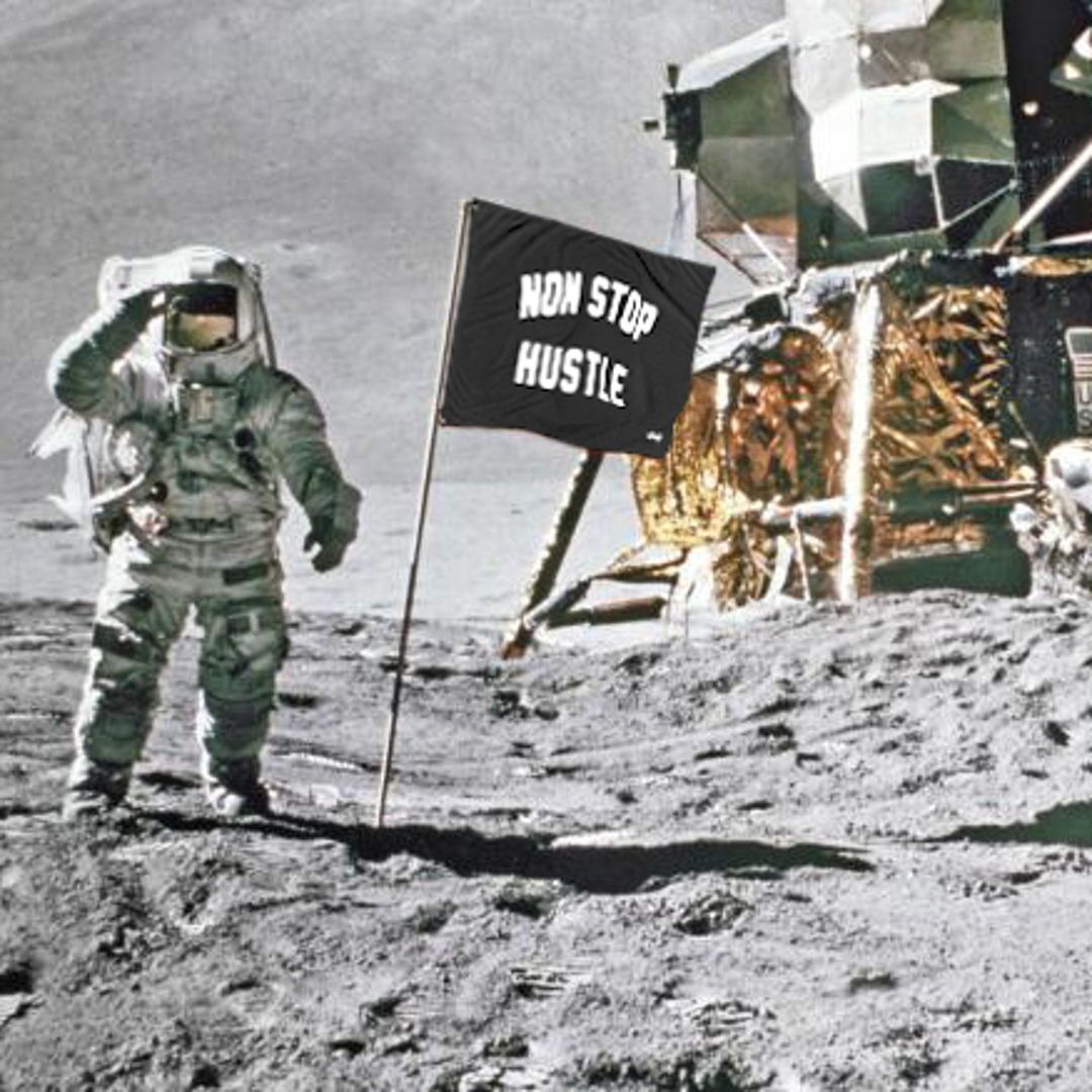 This guy knows 🧑🚀 #nonstophustle