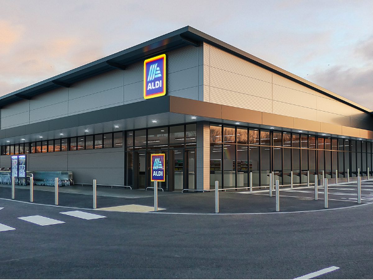 @aldi_ireland is only 5 minutes from Hazelwood Student Accommodation. Only 5 minutes for all your shopping needs! Book and secure your room for 2023/2034 Academic Year now! #studentdeals #studenthouse #accommodation #hazelwood