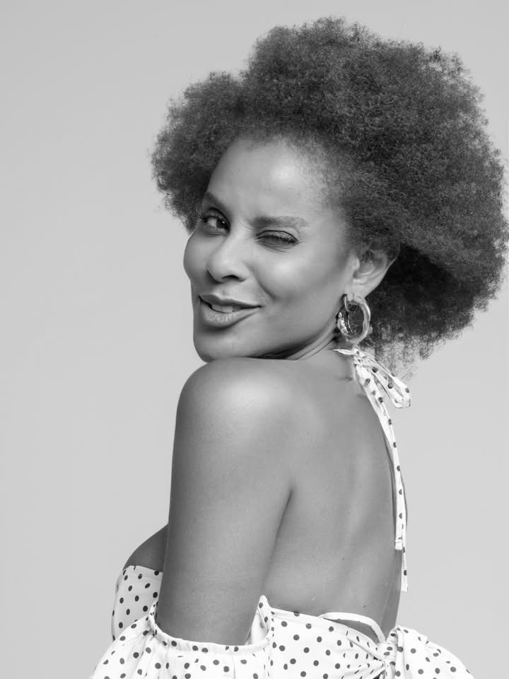 Firme, confiante e com fé — o melhor ainda está por vir.
#alinewirley #gruporouge #amordefã