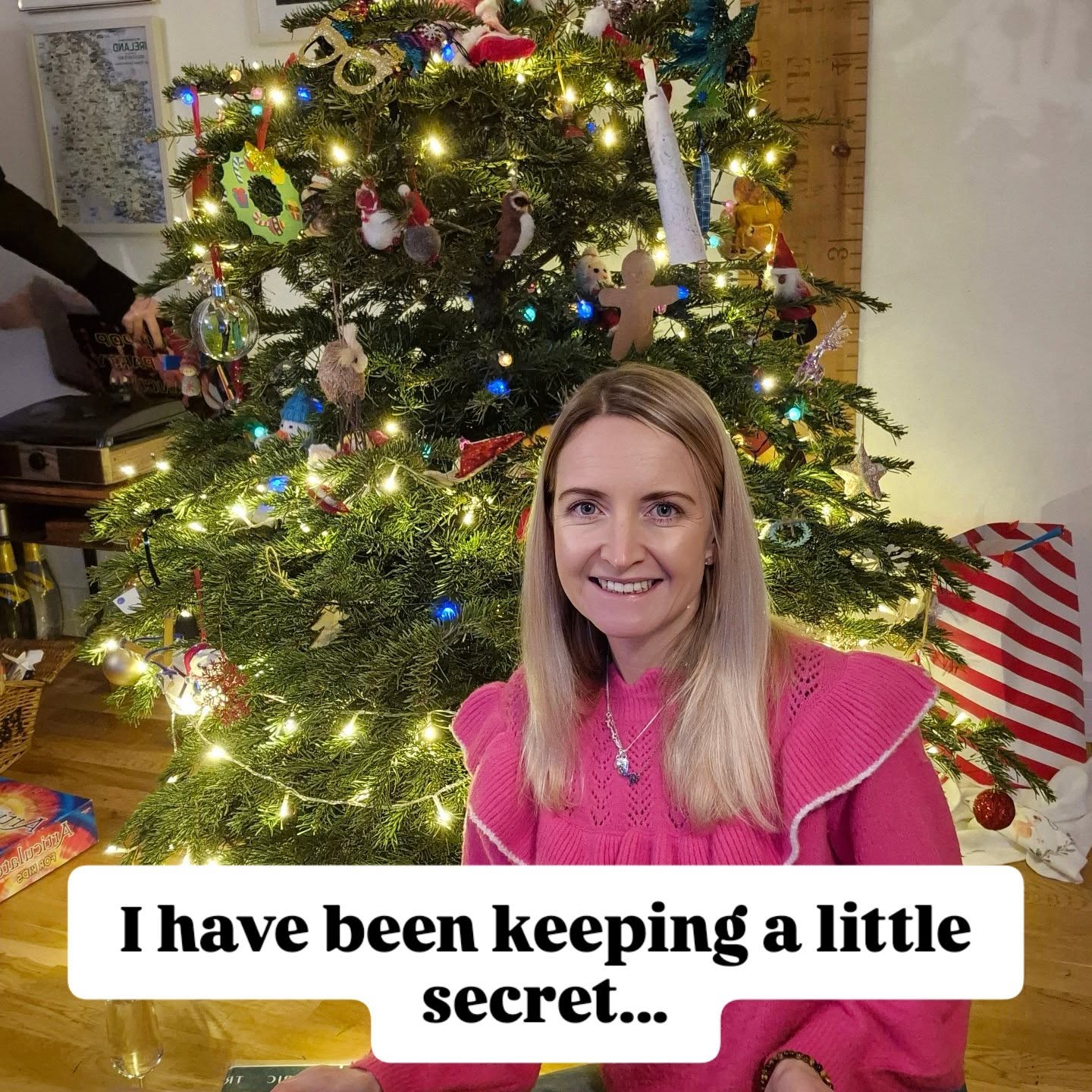 I’ve been keeping a little secret for a few weeks... For my 40th birthday, I didn't just want "things." I wanted a commitment. A promise to look after myself, my skin, and my future.
That’s why I decided to gift myself a Tropic Ambassadorship. 🌿
I’ve fallen in love with the philosophy: natural, vegan, and freshly handmade right here in the UK. But more than that, I’ve been so inspired by Susie Ma. She started her journey at 15, making scrubs at her kitchen table to help her family—a true reminder that big things grow from small, honest beginnings (just like the projects I start at my own table!). I adore how Tropic gives back to the world and this really resonates with me, something I hope to achieve with Misneach.
At 40, I’m done with "quick fixes" and harsh chemicals. I’m choosing plants, purpose, and a bit of pampering, Tropic ambassadorship allows me to continue learning about natural products and ingredients too which I am super excited about!
Not only do I recommend Tropic to my customers or people I meet at markets, but I always enjoy and like to send people to more local natural skincare brands that I will continue to support and adore plus I adore these women who are cursting their own skincare brands. To name a few - @xbloomskinorganic @pip_natural_blends @cotswoldremedies
Anyway thought I would pop it on my grid for you all to learn what else I have been up to this January and if you wanted to check out any of the natural skincare options, give them a follow or pop on to Tropic shop - https://tropicskincare.com/pages/jennietipple
#TropicSkincare #SusieMa #UKSmallBusiness #CleanBeauty