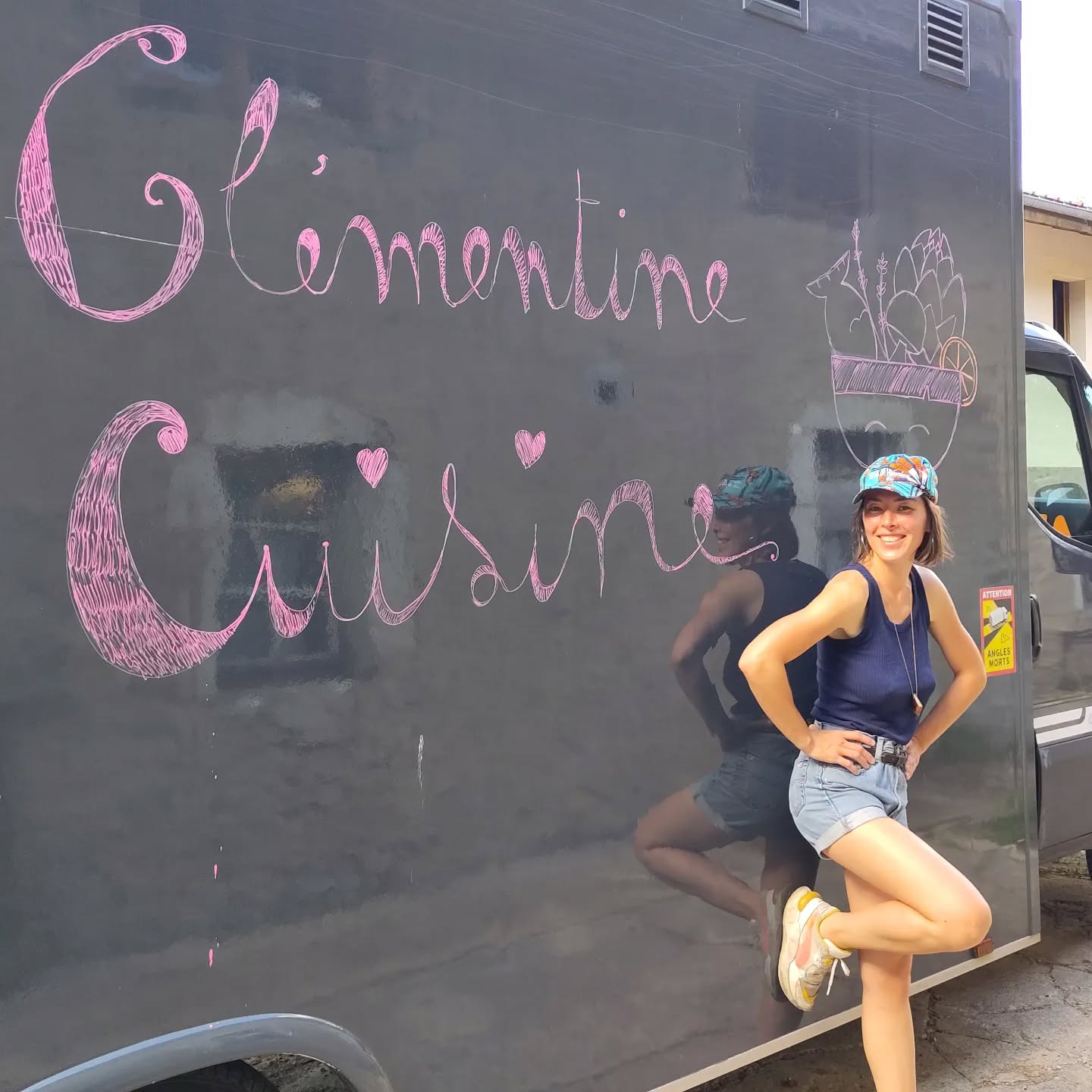 La vida loca. 🚚
Le roman de Jim, ça tourne. #larrieu
#onset #clementinecuisine #catering #foodstory