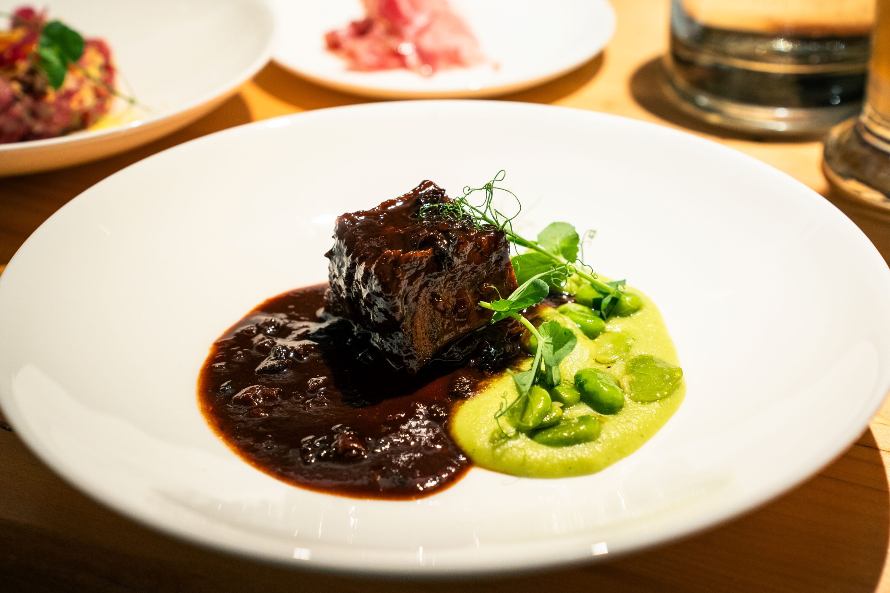 Unsere Speisekarten wechselt regelmäßig, damit es bei uns nie langweilig wird. 💙🐇
Schaut online vorbei, um zu sehen, welche Köstlichkeiten euch erwarten.
.
.
.
#WechselndeSpeisekarte #NieLangweilig #AbwechslungAufDemTeller #CheckUnsereSpeisekarte #JetztOnline #BlauerHase