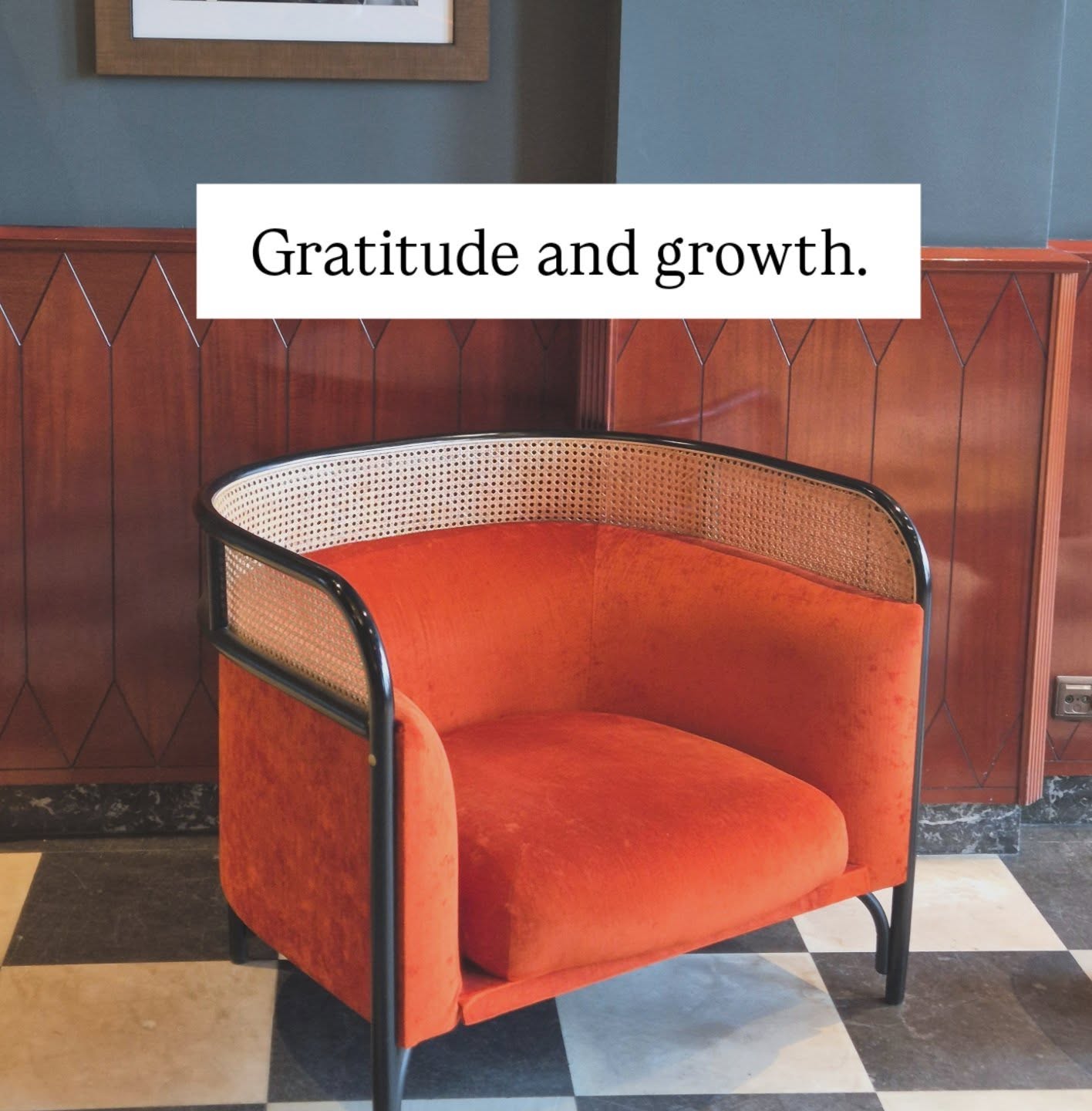 I don’t believe in forcing people to choose between gratitude and growth. You can have both.
You don’t have to downplay your success to be ethical. You are now able to hold the duality. To be highy succefull and mindfully ethical.
And you don’t have to keep chasing more to prove you’re alive. There is a phase where security is no longer the project, meaning is.
Trying to solve this phase with more optimisation, more strategies, or more accumulation only creates confusion.
This is not a crisis.
It’s a transition.
#StudioMolodi
#wealthyandhealthy
#happyandrich
#transitionmission