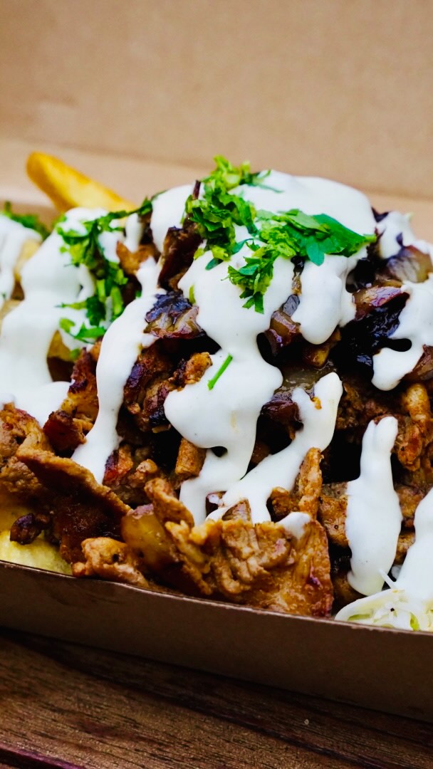 Hast du auch Lust auf ein Fritten-Date? 🍟🧡
💌 info@onkel-fritts.de
#onkelfritts #onkelfrittsfrittiertfrischefritten #foodtruck #catering