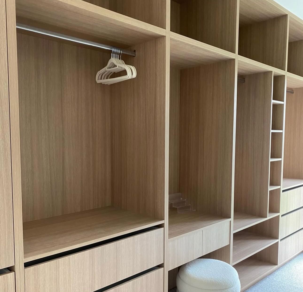 We had the pleasure of manufacturing and installing this stunning walk-in wardrobe for a close friend of ours. Bringing their vision to life was an absolute joy. We can’t wait to share the final result with you, along with the other pieces we created for them 😍