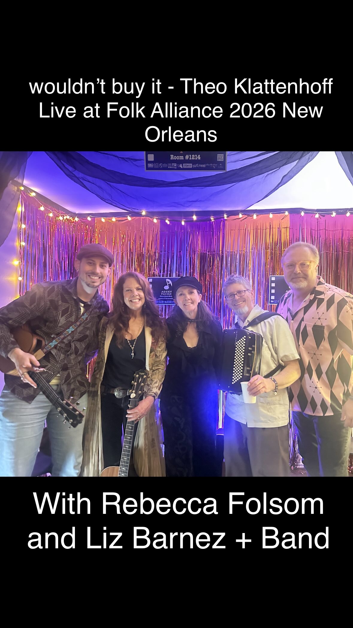 Einer meiner liebsten Momente der @folk_alliance 2026 in New Orleans - ich durfte mein Lied “wouldn’t buy it” mit @barnezliz und @rebecca.folsom im Showcase bei @accessfilmmusic spielen. 😍 Good times! Danke ihr Lieben für die tolle Musik und so gute Stimmung. 🤍 thank you for the music!
#theoklattenhoff #singersongwriter #folkallianceinternational #folk #neworleans