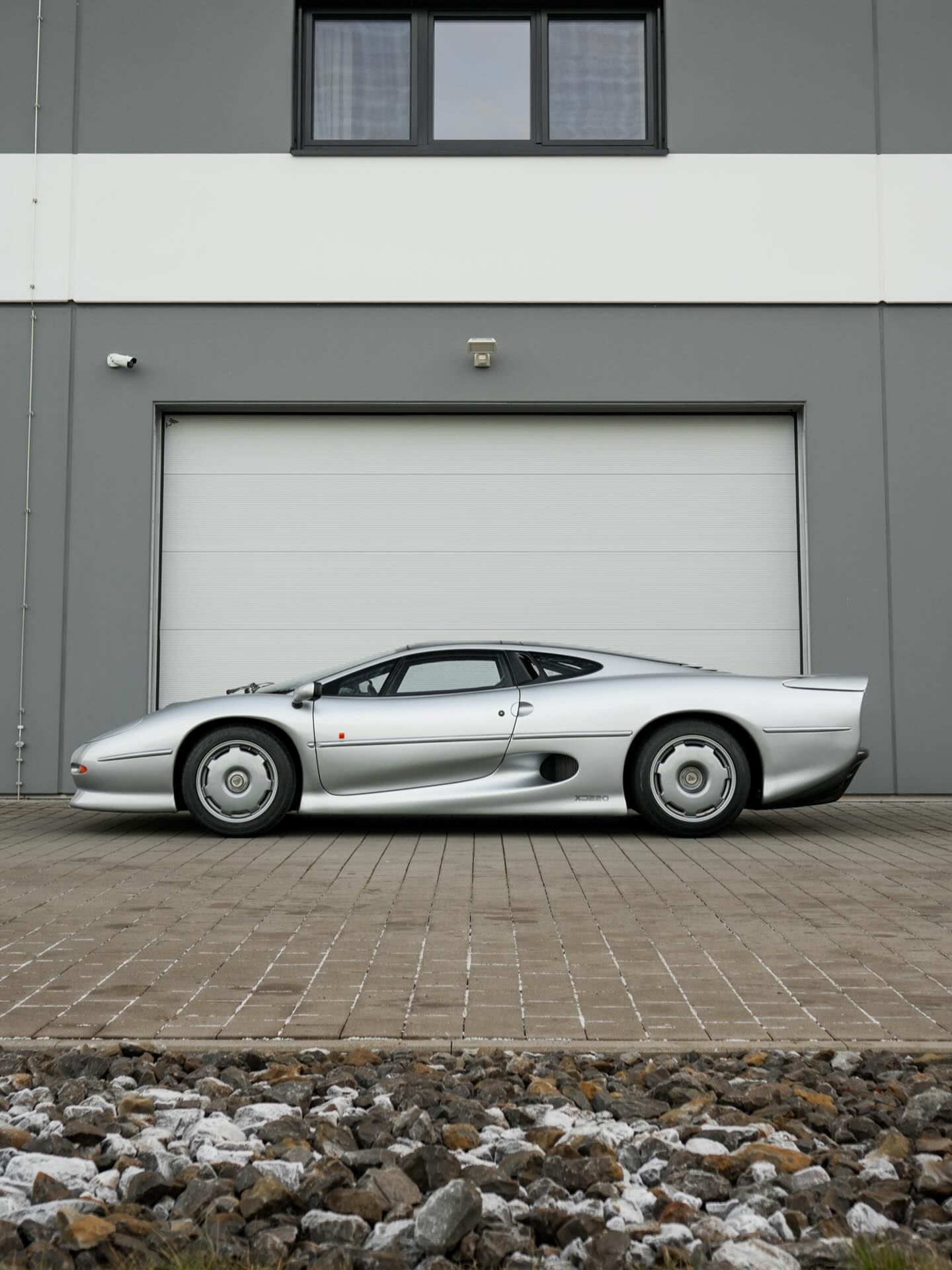 Jaguar XJ220
Worlds fastest car from 1992
Sold!
#jaguar #jaguarxj220 #xj220 #jaguarclub #jaguarclassic #jaguarlovers #worldrecord #speed #speedrecords #record #limited #passion