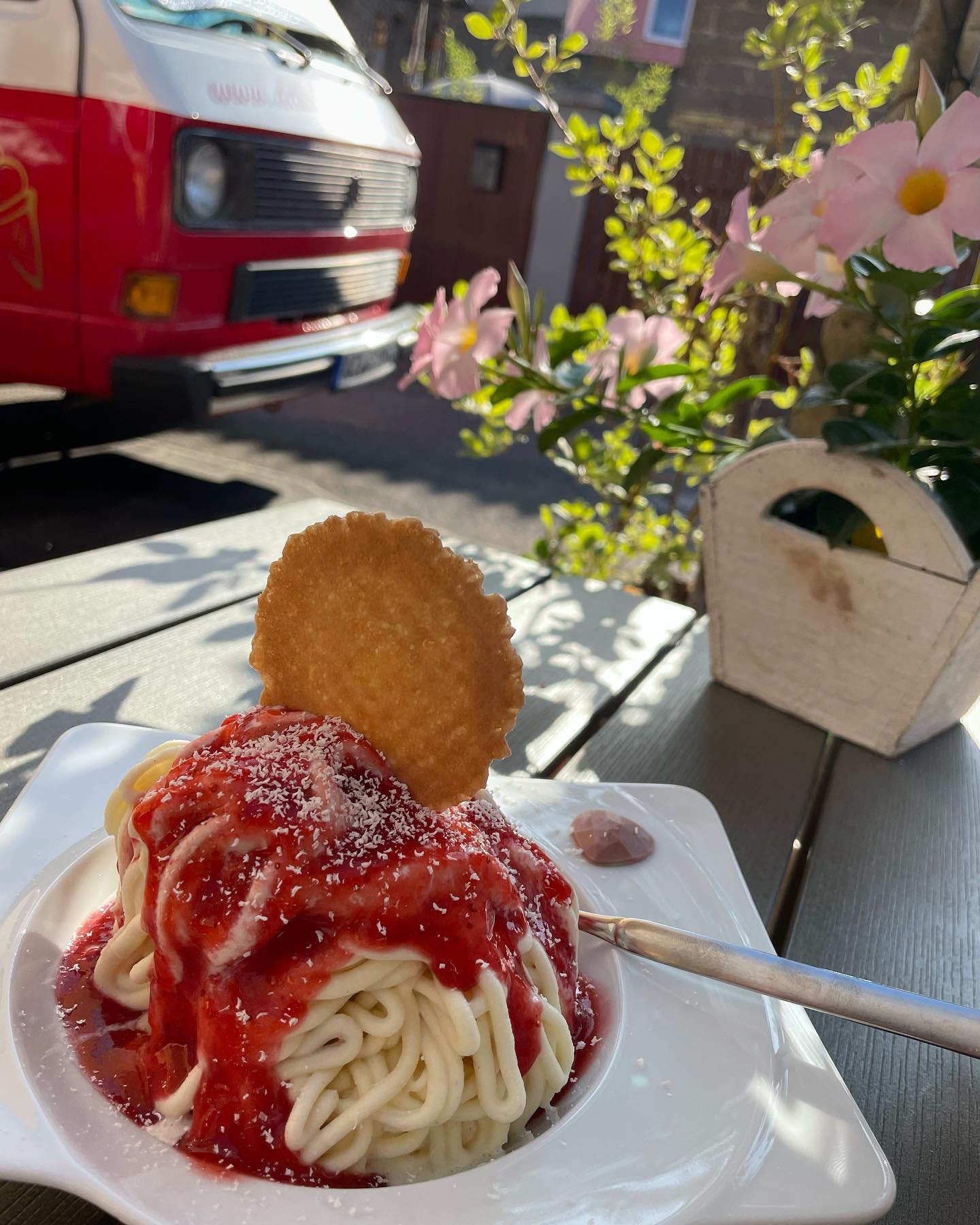 🍧🍝❤️☀️
#summer #italien #italy #flörsheimdalsheim #selfmade #hausgemacht #vanille #eis #gelato #gelatoitaliano #spaghettieis #spaghetti #sommer #fy #fypシ #lecker