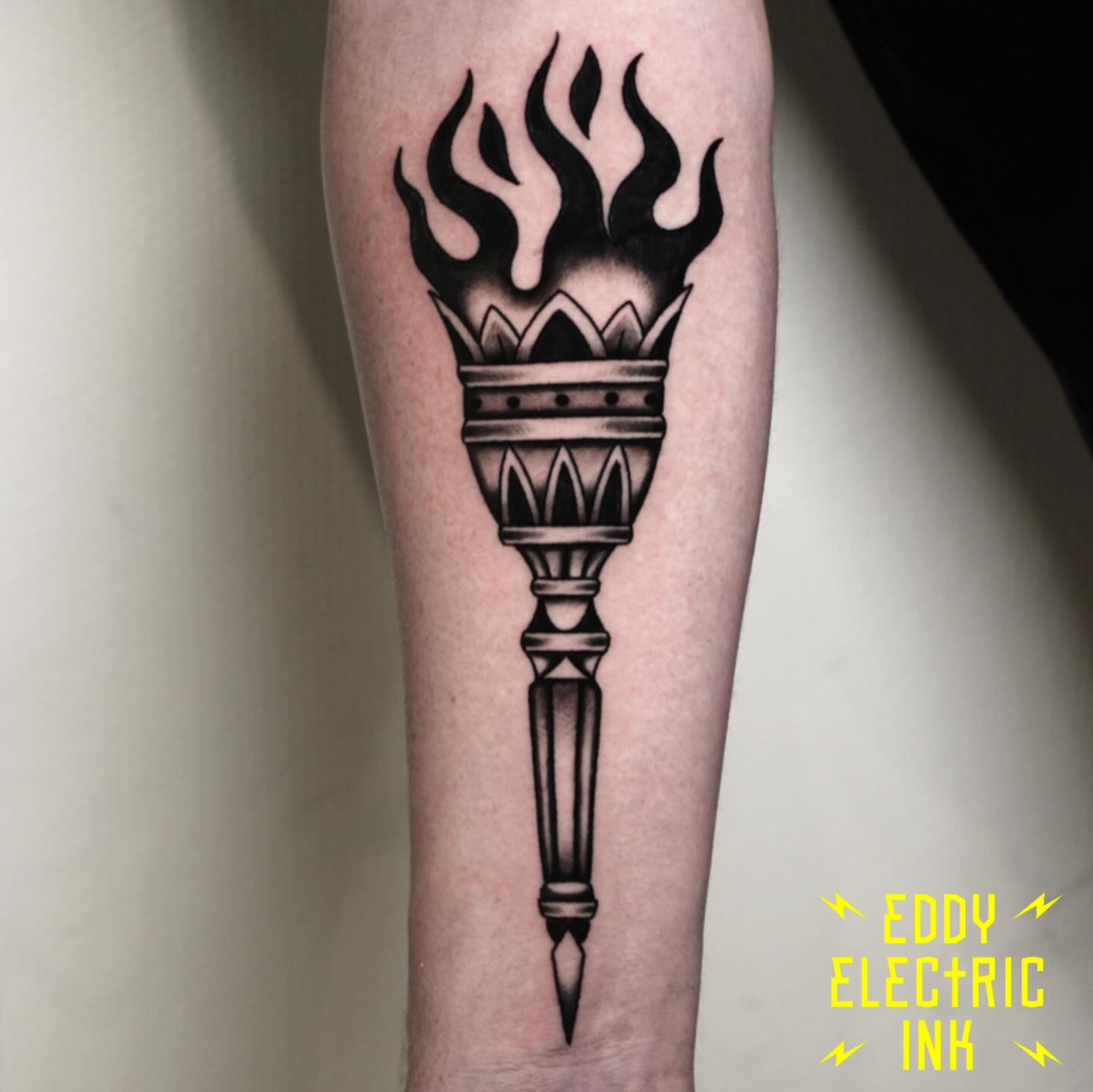 One from a while ago which I forgot to post! 🔥
#traditionaltattoo #traditionaltattoos #oldschooltattoo #oldschooltattoos #oldschool