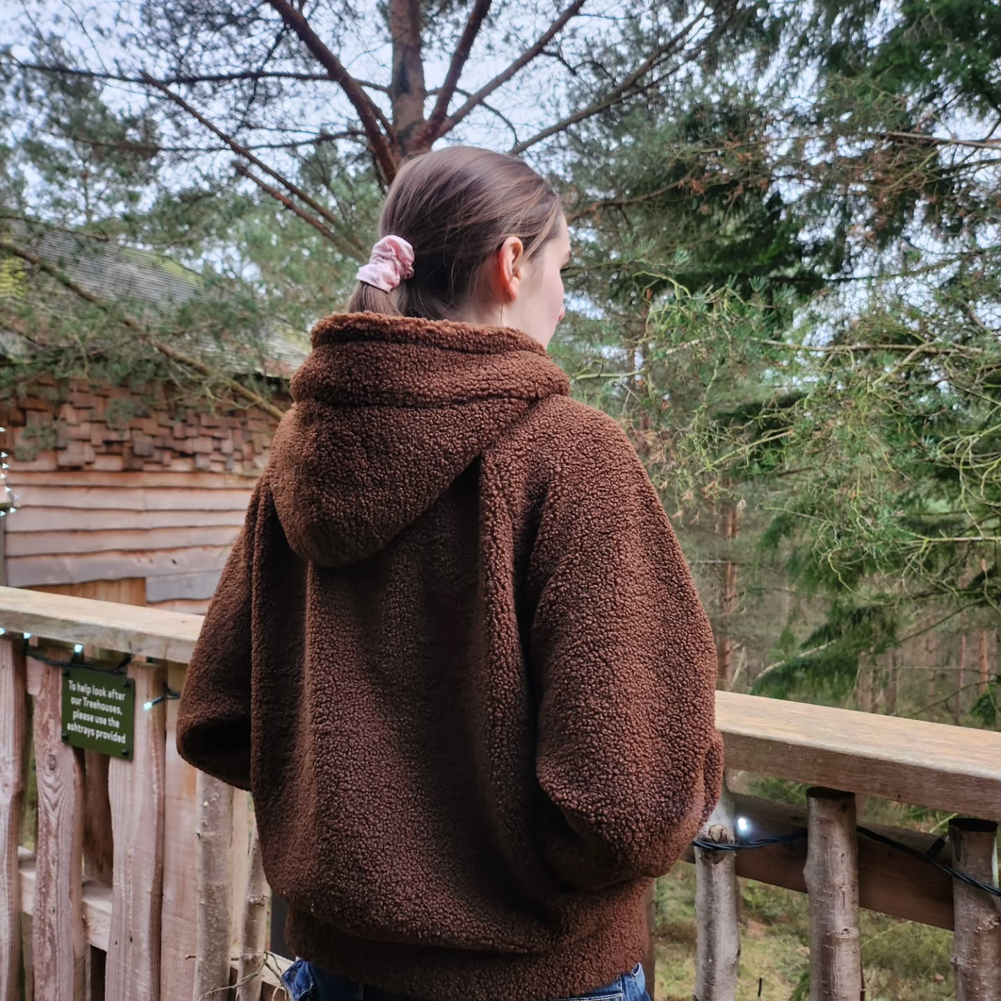 The Calida fleece ✨️ ideal for the cold weather and great to layer 💕
#rebeluk #gymclothes #fluffyfleece