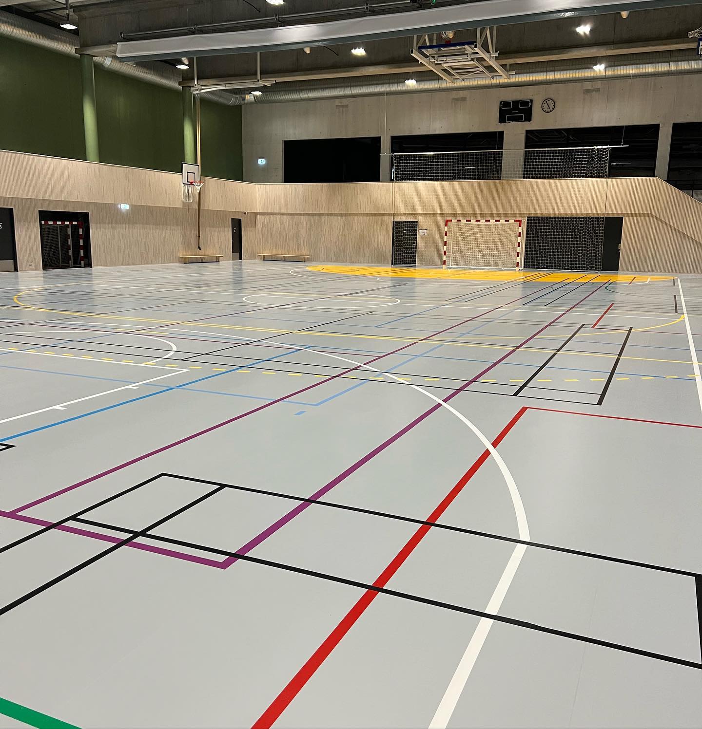 Dette blir bra!!!! Ny hall og nye muligheter 🤩 her blir det mange muligheter for allsidig trening, fotballhall, turnhall, idrettshall, squash, padel, klatring, styrke mm #flekkefjordsparebankarena #flekkefjordsparebank #flekkefjordkajakklubb #flekkefjord #flekkefjordkommune