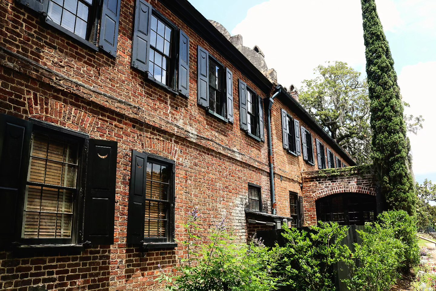 "The Right Flank"
#history #photooftheday #photography #charleston #charlestonphotographer
