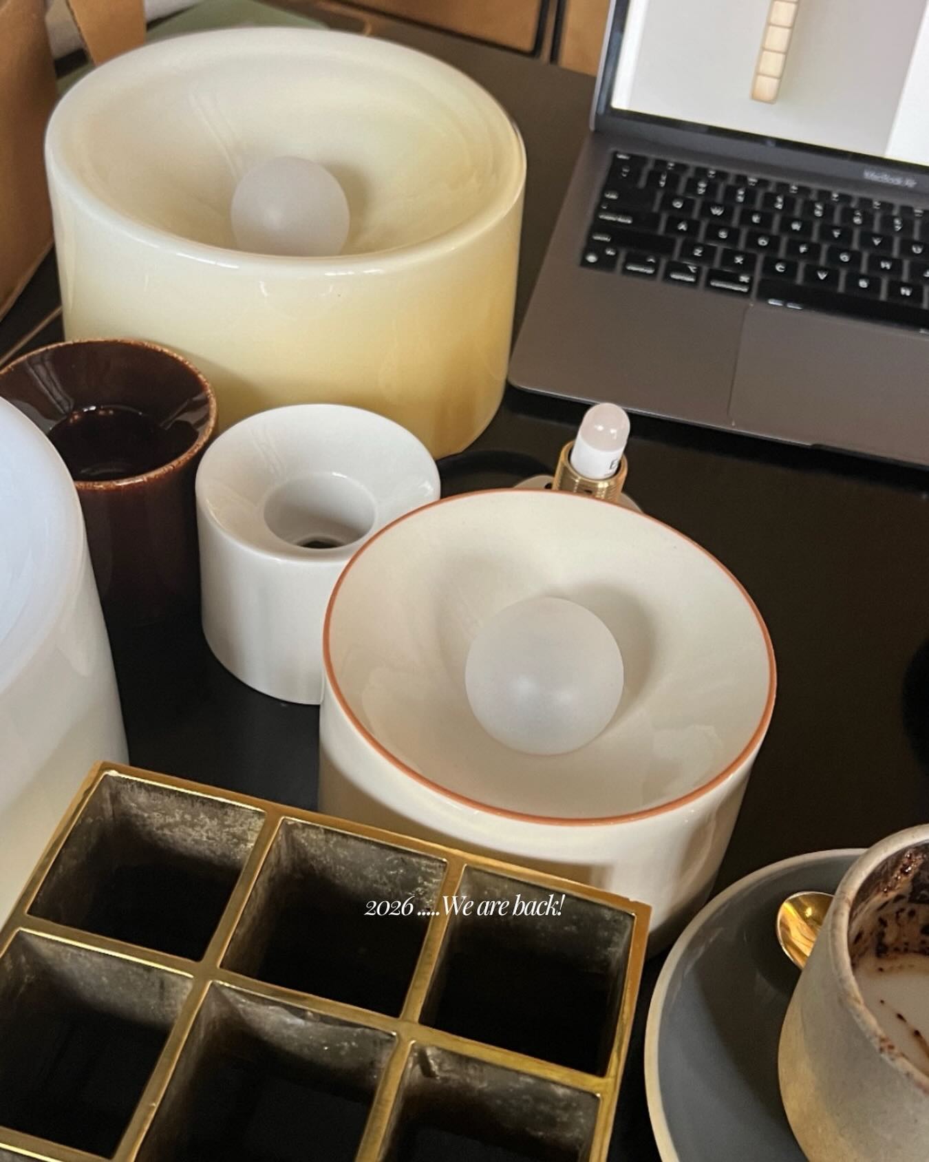 We are back!
With new energy, sharpened perspective, and a deep curiosity for what’s next.
Spaces shaped by feeling. By form. By materiality.
Interiors that hold presence and invite pause.
This is a return to intention.
To depth.
To designing spaces that resonate long after the first impression.
If a new space is calling—renovation, new build, or quiet collaboration, we would love to hear from you!