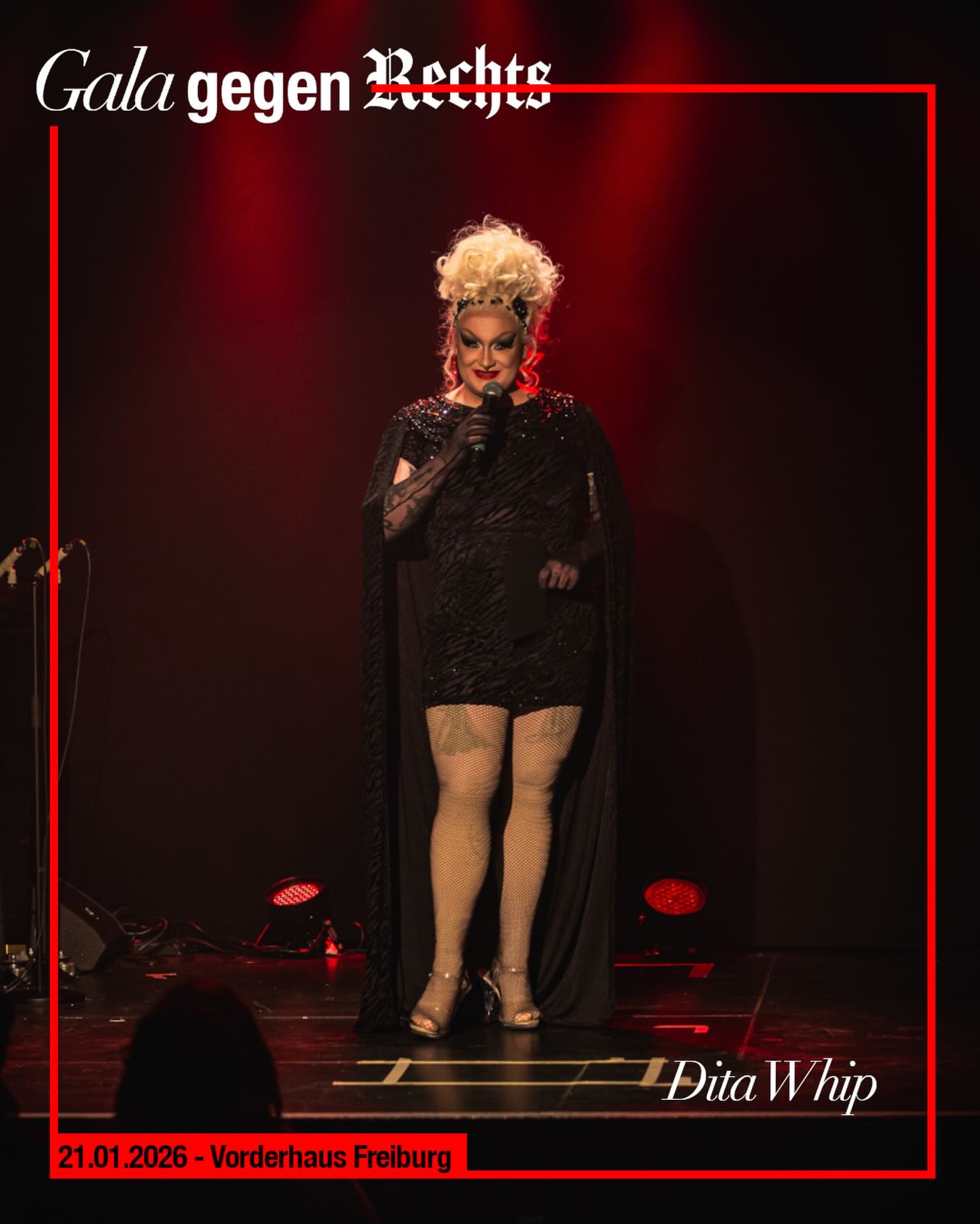 🎤 Gala gegen Rechts: Sechs Looks 👗, null Toleranz für Rechts 🛑 und ein verdammt deutliches Zeichen 📣 für Solidarität, Haltung und Zusammenhalt! 💖 Look 5 - So ge ich zum Bäcker, du nicht?! 📷 Bild von @christian_kuenstle_fotografie