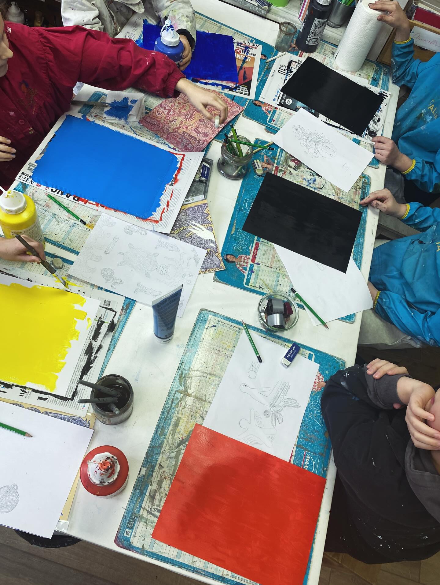 Les couleurs de Mondrian #acrylique #workonprogress #coursdartsplastiques