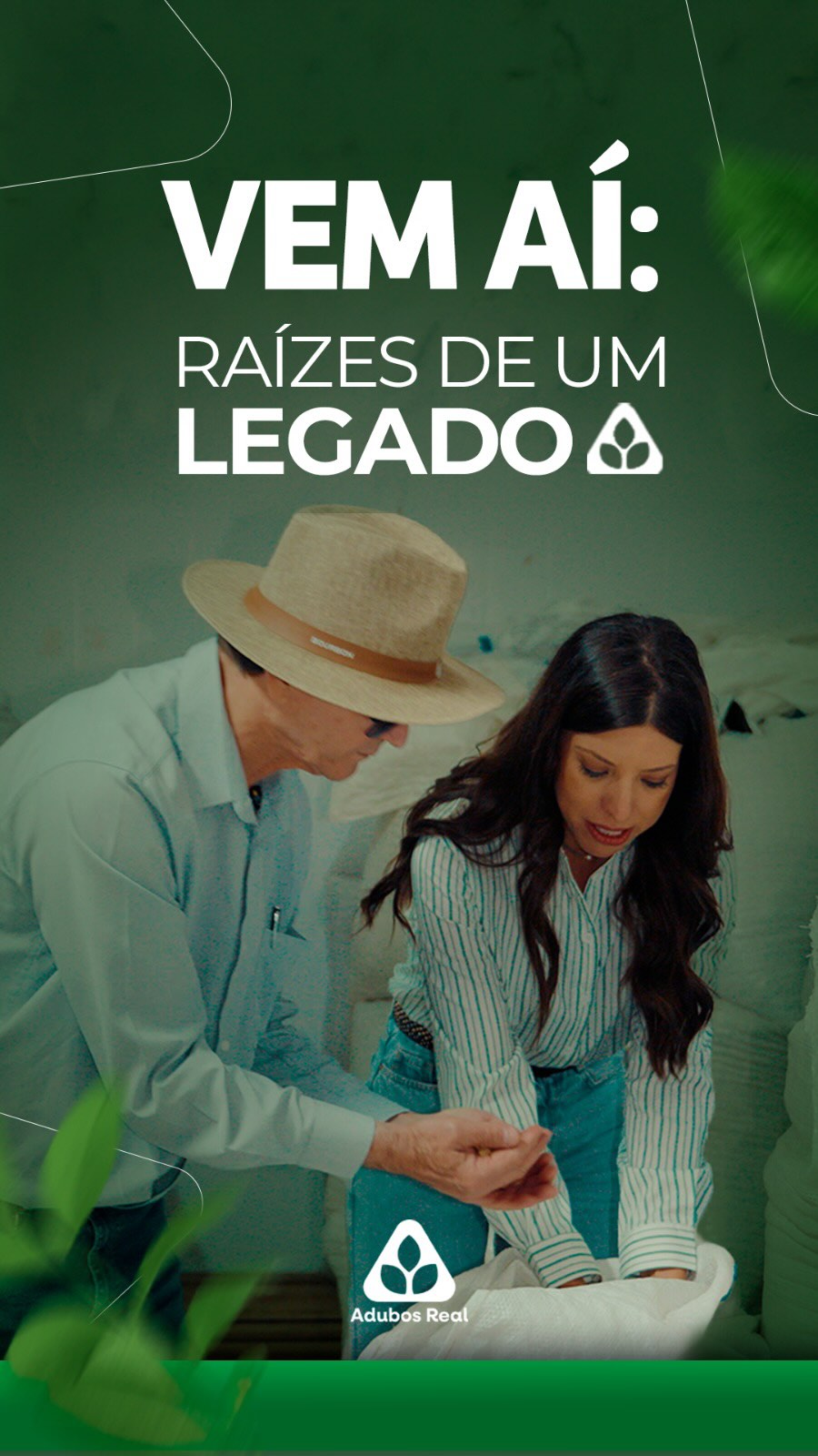 Tudo começa na base. 🌱
Na escolha da semente, no cuidado com o solo, na tecnologia certa — e, principalmente, nas pessoas.
Ao longo dessa websérie, você vai ouvir histórias reais de produtores que constroem resultados com trabalho, dedicação e parceria. Histórias de quem acredita que produtividade, sustentabilidade e seriedade caminham juntas.
Esse é só o primeiro teaser de uma série feita com quem vive o campo todos os dias.
E agora queremos ouvir você:
👉 Qual foi a experiência que marcou sua trajetória com a Adubos Real?
Na próxima semana, estreia o primeiro episódio em nosso canal: Adubos Real TV.
#websérie #produtorrural #depoimentos #cases #adubosreal