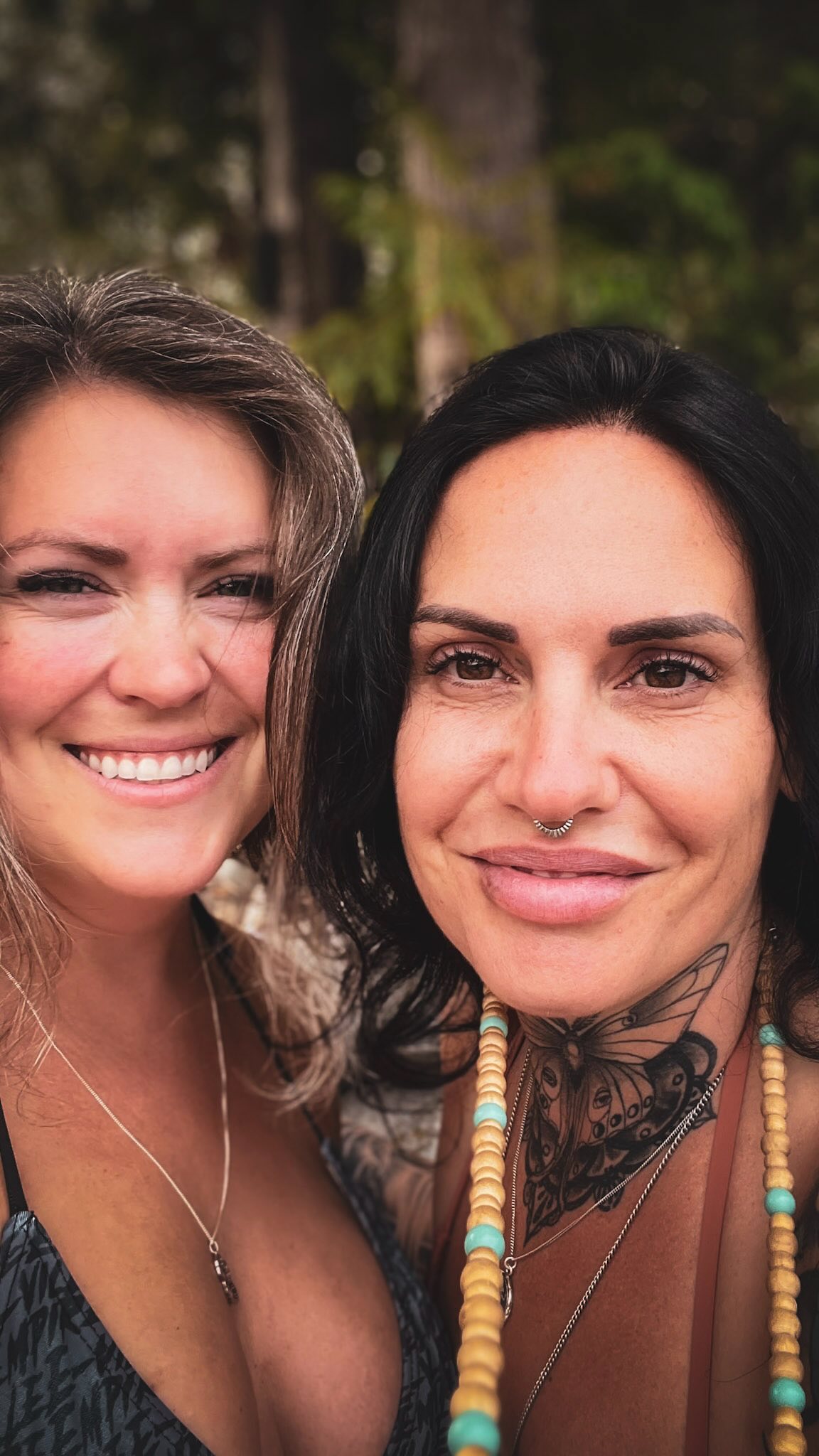 One weekend.
50 hours.
No distractions.
No expectations.
No judgement.
Just you,
leaning in
to whatever feels right.
In nature,
with like-minded humans,
and 25+ facilitators
there to gently guide the way.