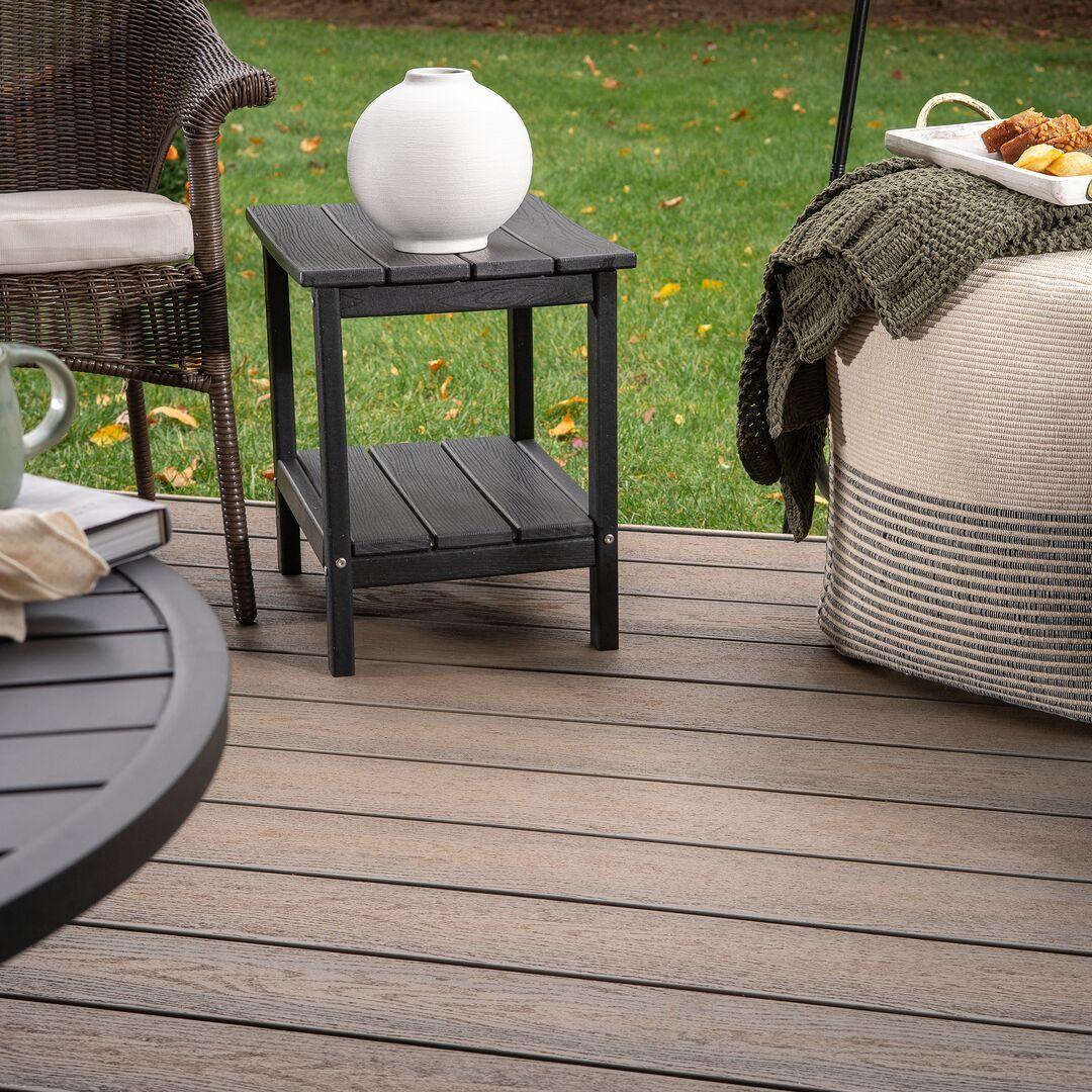🎆 Make this new year the one where you finally upgrade your outdoor living space. MoistureShield's Meridian line in rich, warm colors creates the perfect backdrop for year-round enjoyment.
Contact us to see samples and start your decking project.
Call us today at 219-945-3031!
