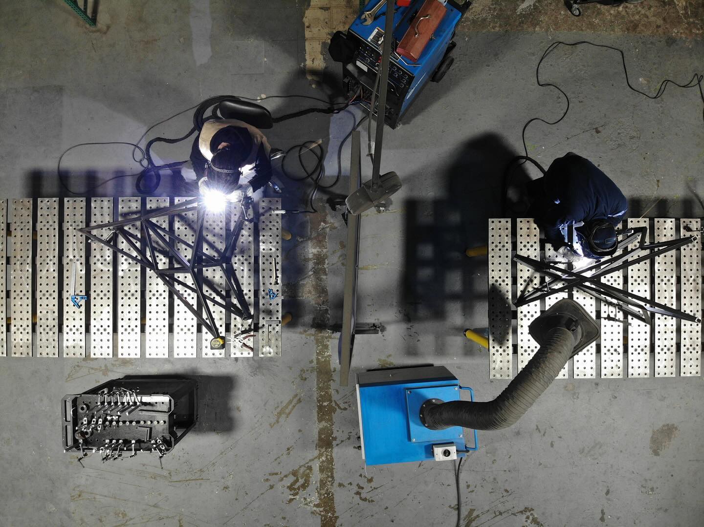 Dynamic duo in the shop.
#fabrication #welding #metalfabrication #oakland #dekafabrication