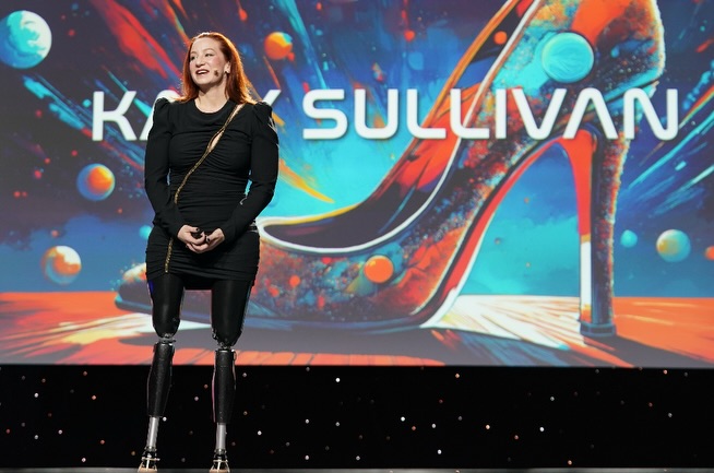 Katy Sullivan x Hanger LIVE💫
@realkatysullivan your are a true inspiration and we love to see you shine!
Thank you so much @hangernews for all of the support you give and for having our girl!