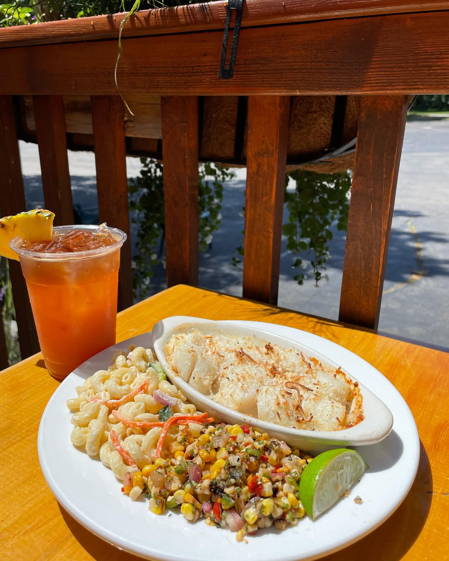 This weekends special :
Coconut Panko Breaded Scallops
Open 11:30am-9pm
#rumpunch #happyhour #catchmeonthedeck