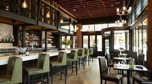 🍷Sip & Socialize this weekend! Amaterra Kitchen + Social Club brings the Amaterra spirit east of the mountains. More than a restaurant or tasting room, it’s a place to belong—a new expression of our “For the Love of the Earth” philosophy, now rooted in the heart of downtown at 909 NW Bond Street