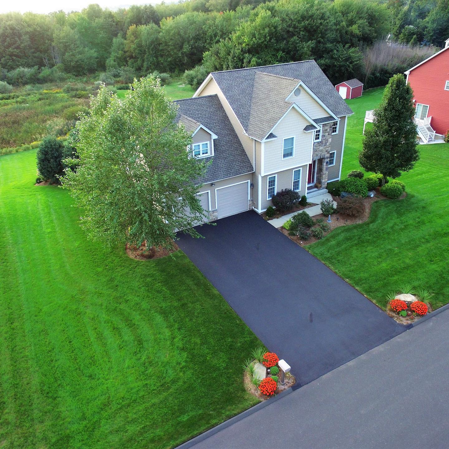#ctnewhome #ctrealestate #newhomesct #newconstruction #developers #builders #remodelers #lovetheplaceyoulive #Connecticut #Connecticutliving #ctlife #ctliving #cthomes #vernon #realestate #newconstructionhomes #connecticut #construction #newhomeconstructionCT #realestatedevelopment