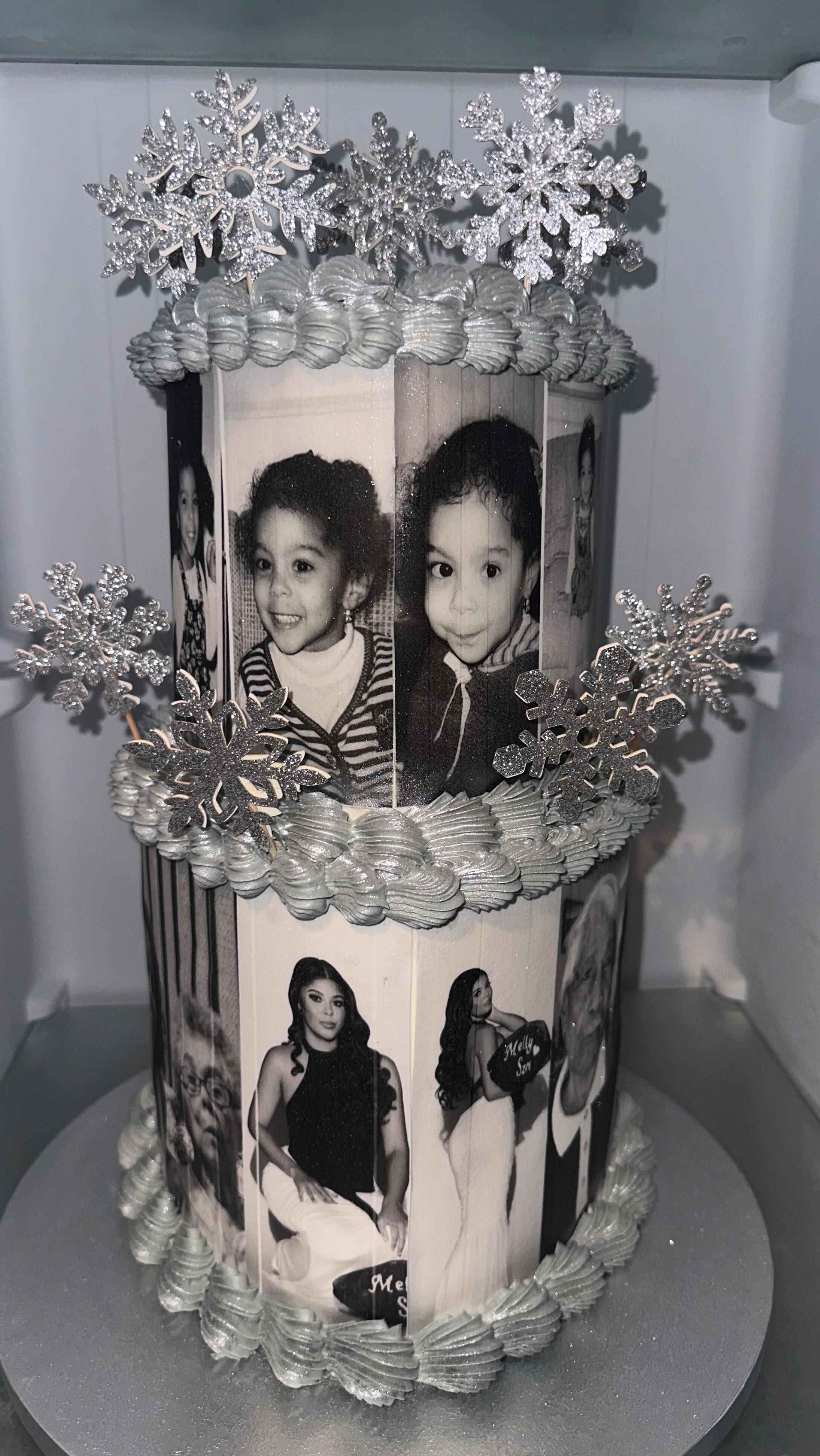New York is having the longest winter so here is another Winter Wonderland themed cake from last year (month) π€
Mellyβs βNot Me Turning 30β Winter Wonderland photo collage two tier birthday cake βοΈπ©΅
#MellySzn #winterwonderland #winterwonderlandcake #brooklyncakes #brooklynbaker