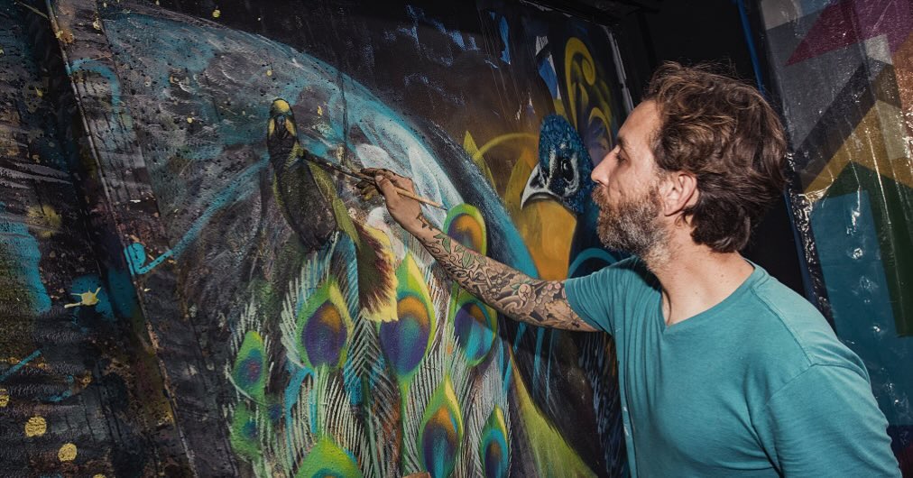 Ernesto Maranje in town starting a new mural in downtown Allentown overlooking Center Square tomorrow 10/21!