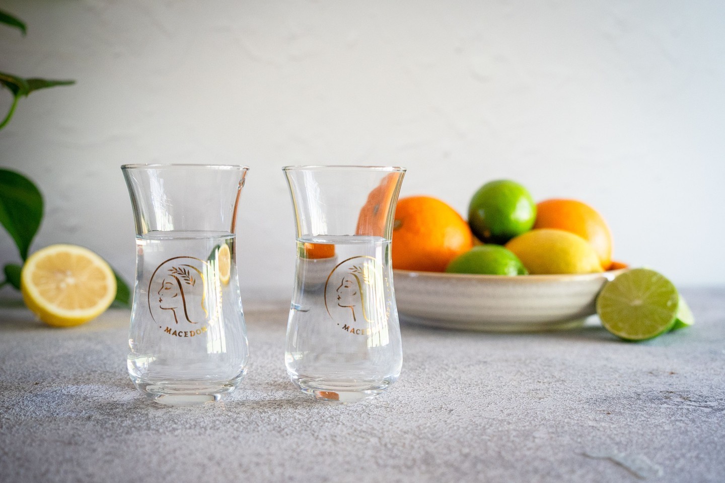 Anison, neat. A refined spirit that speaks for itself. No mixers needed—just take your time and let the sweet, spiced botanicals dance on your palate.
.
.
.
.
.
.
#macedondistillery #anison #daylesfordmacedonranges #daylesfordmacedonlife #macedonranges #macedonrangesfoodies #melbournefoodies #macedon #romsey #lancefield #melbournebartender #melbournecocktails