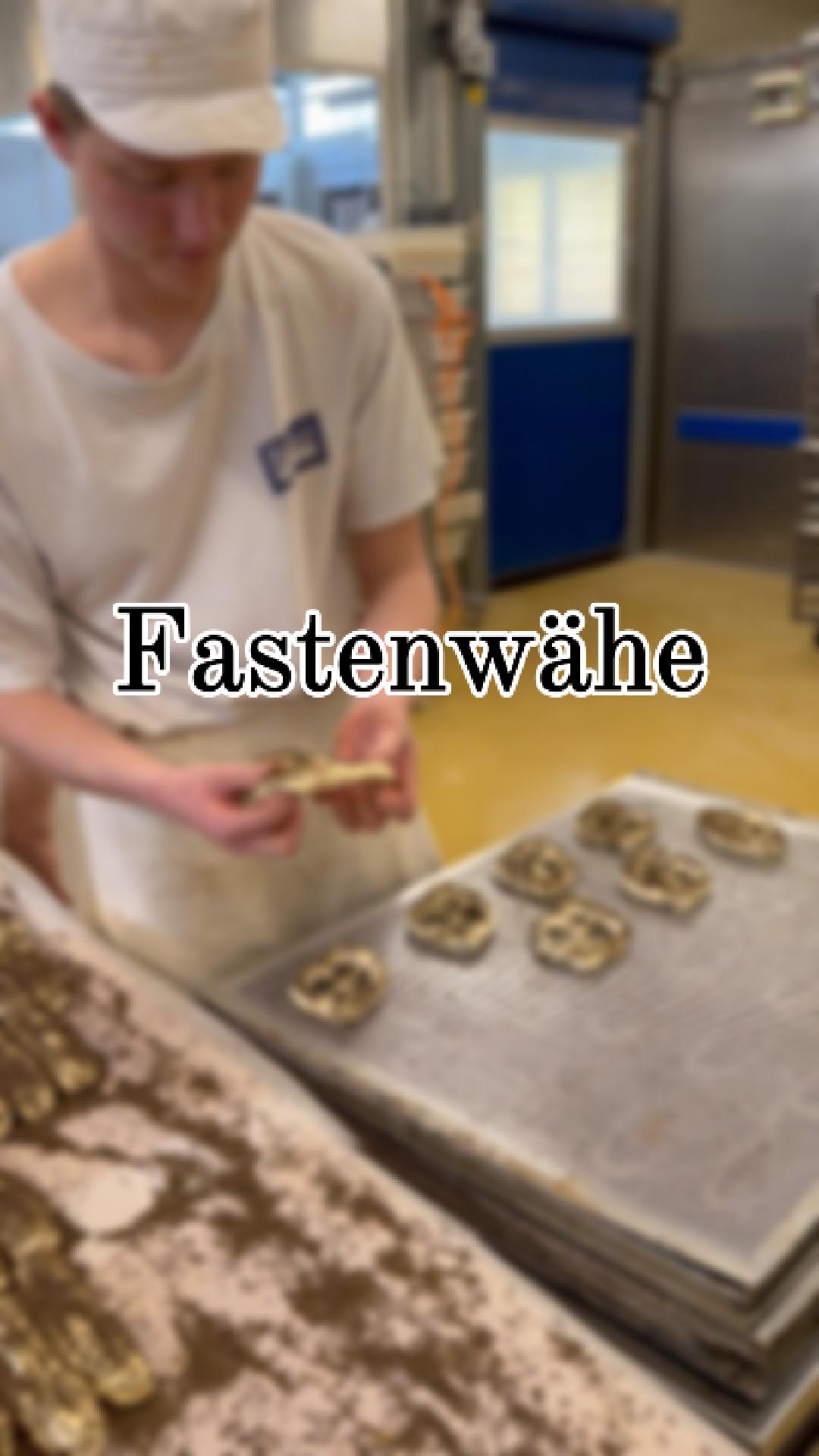 Es ist Fastenwähe-Zyt 🥳🤩🎊
Nature, Chääs oder mit Chümmi
#feinisache #Fastewähe #fasnacht #bern #bäckerei #bäckerin