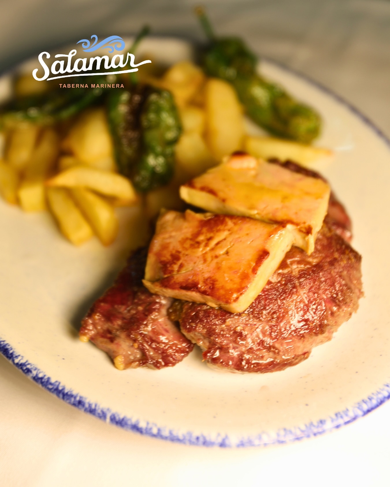 Salomillo, foie y un toque perfecto de Pedro Ximenez! 🤤🤤
📍 Calle Cartagena 103, Madrid
#solomilloconfoie #salamar #marisqueriasalamar #