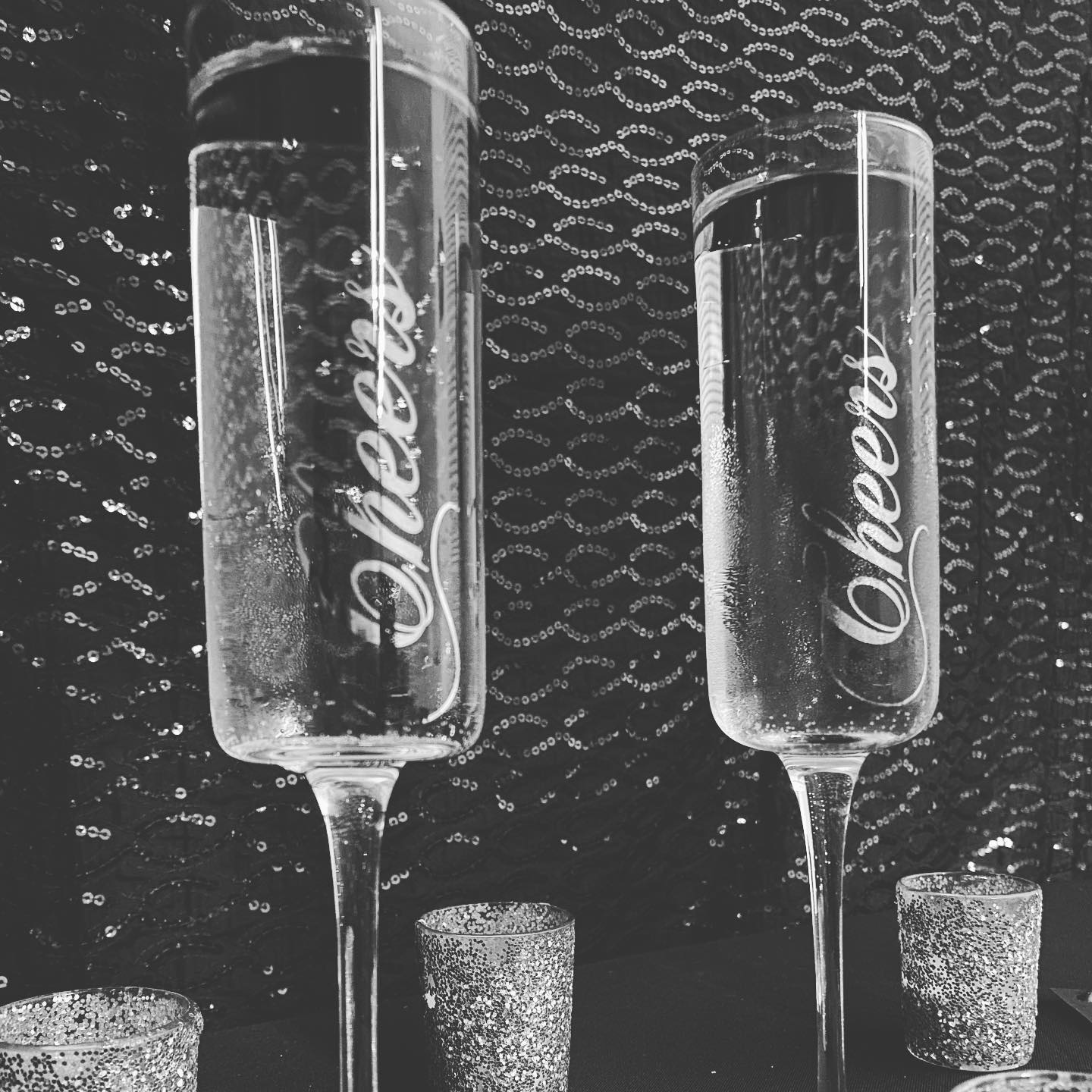 #nyetoast #partyfortwo #quarantinepartyideas #kontourevents #customeventdesign #cheersto2021