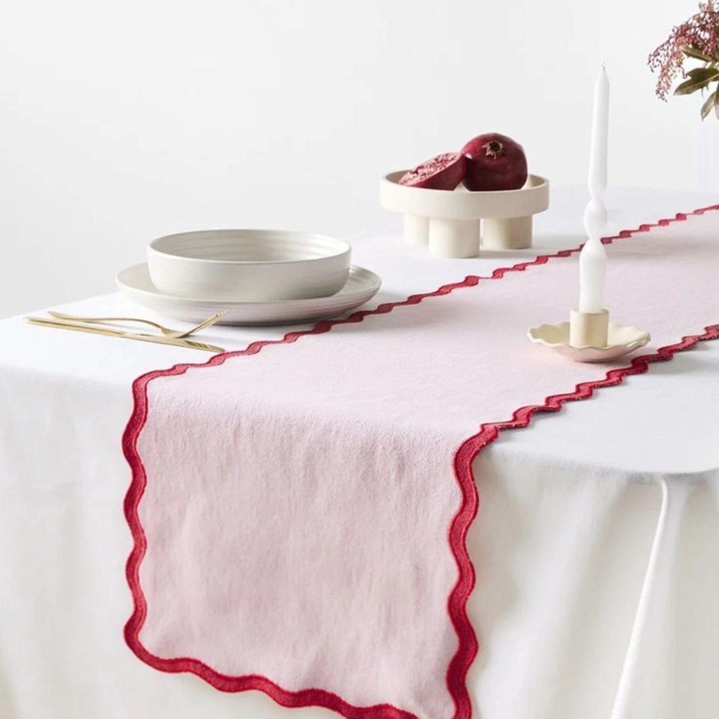 TKF Organic Table linen - Zeppelin Collection
Indian Organic Home Textile Company.
Visit us at www.thekarurfabrics.com