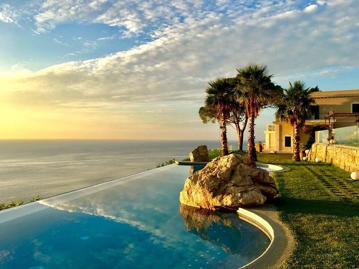 Summer Holidays in Sicily! Last call
#yourescapetosicily #yourescapevillas #sicilyluxuryvillas