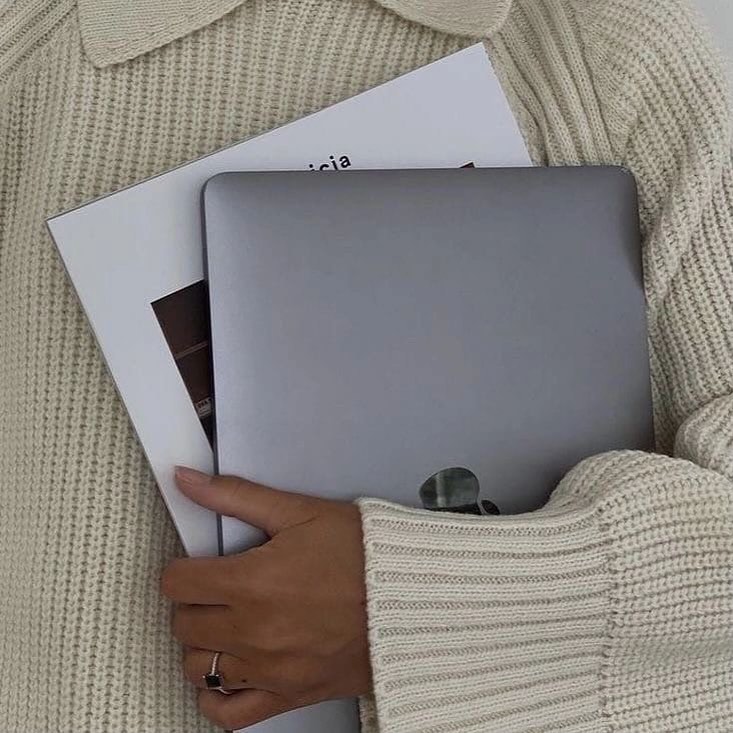 Networking may not be everyone’s cup of tea but having a guidebook always helps. The @cewinsider published their new set of rules for female leaders in the industry and they’re perfect, modern tips for pros or novice networkers alike.
Check out their article here:
https://cew.org/beauty_news/the-new-rules-of-networking-for-female-leaders/
