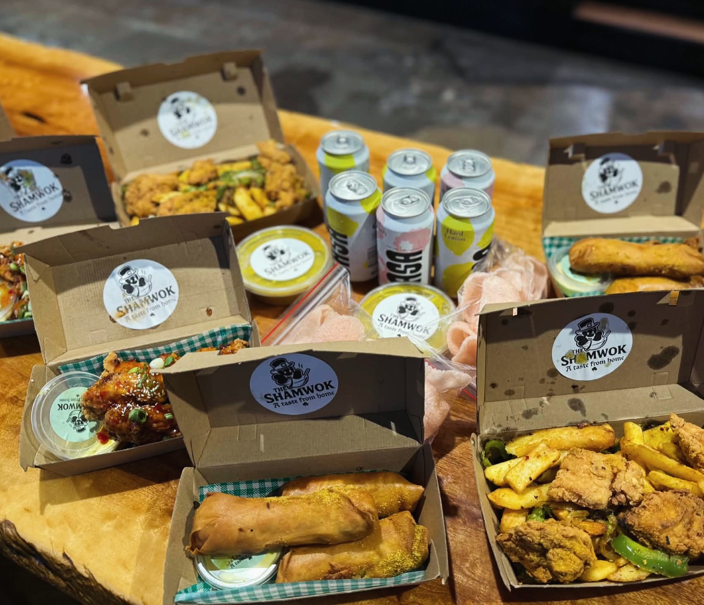 Big thank you to @darraghpearsetuite for blessing the RK Team with amazing food straight from @shamwokcairns 🙌🔥 especially after a busy Friday! So grateful! If you haven’t checked them out yet, you’re seriously missing out!