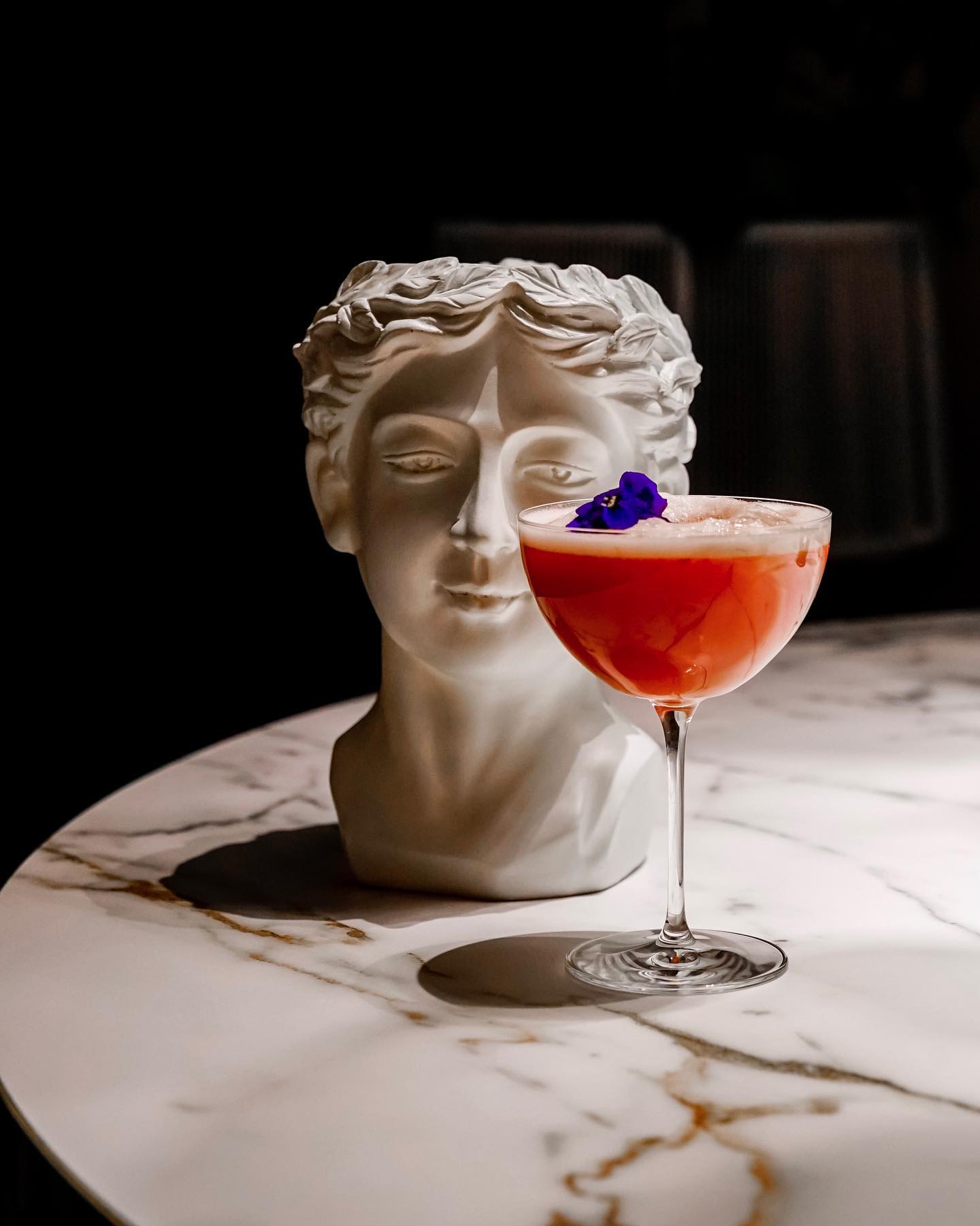 Non ci può essere una bella vita dove non ci sono buoni cocktail 🍹
AURA @aura_ristorante
Ristorante & Lounge Bar
📍 Via Dante 22,Nova Milanese (MB)
☎️ 0362 1637534
#ristorante #ristoranteitaliano #ristorantemonza #ristorantemilano #milano #monza #monzabrianza #novamilanese