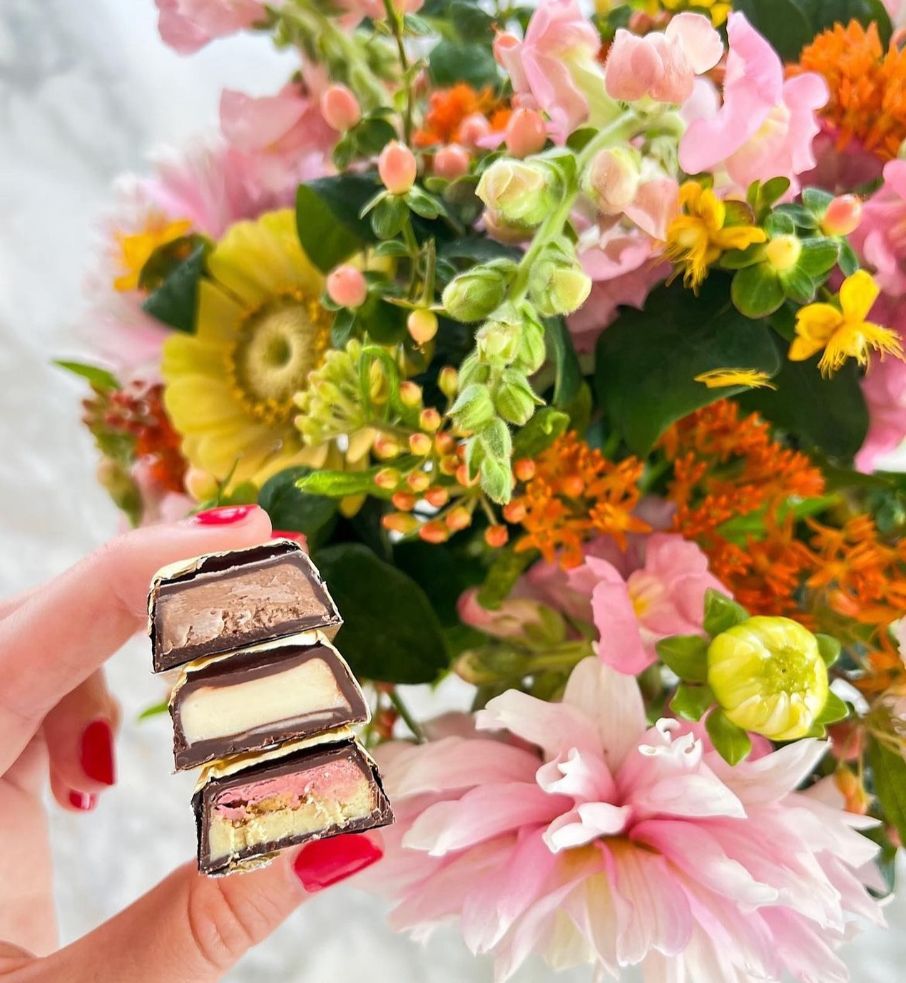 Happy Mother’s Day weekend! We will be at the Vancouver Farmer’s Market today until 3:00pm & the Beaverton Farmer’s Market until 1:30! 🌷🌷🌷